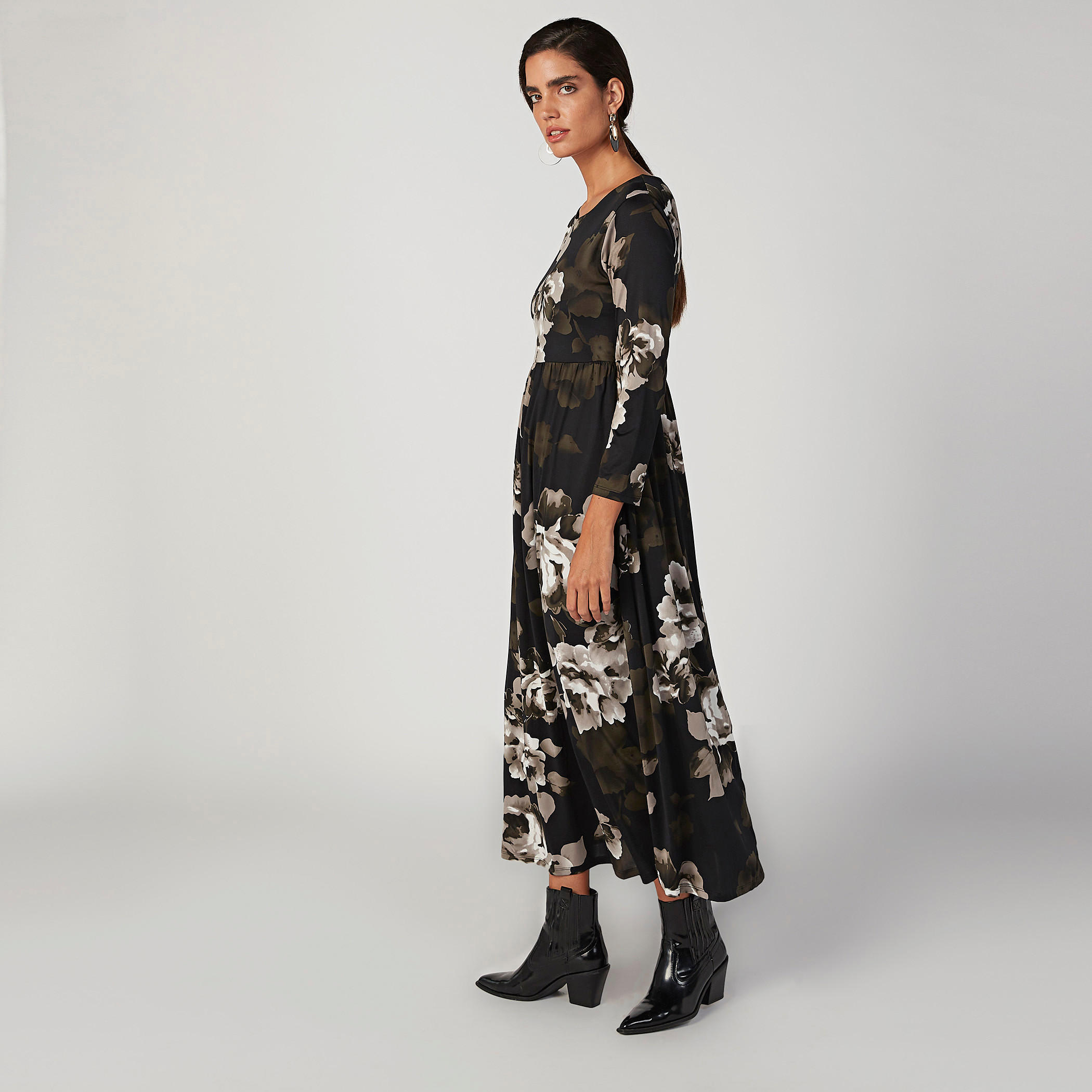 فستان مستدام إيه لاين ميدي بطبعات أزهار وأكمام قصيرة-women-clothing-dresses-image-5