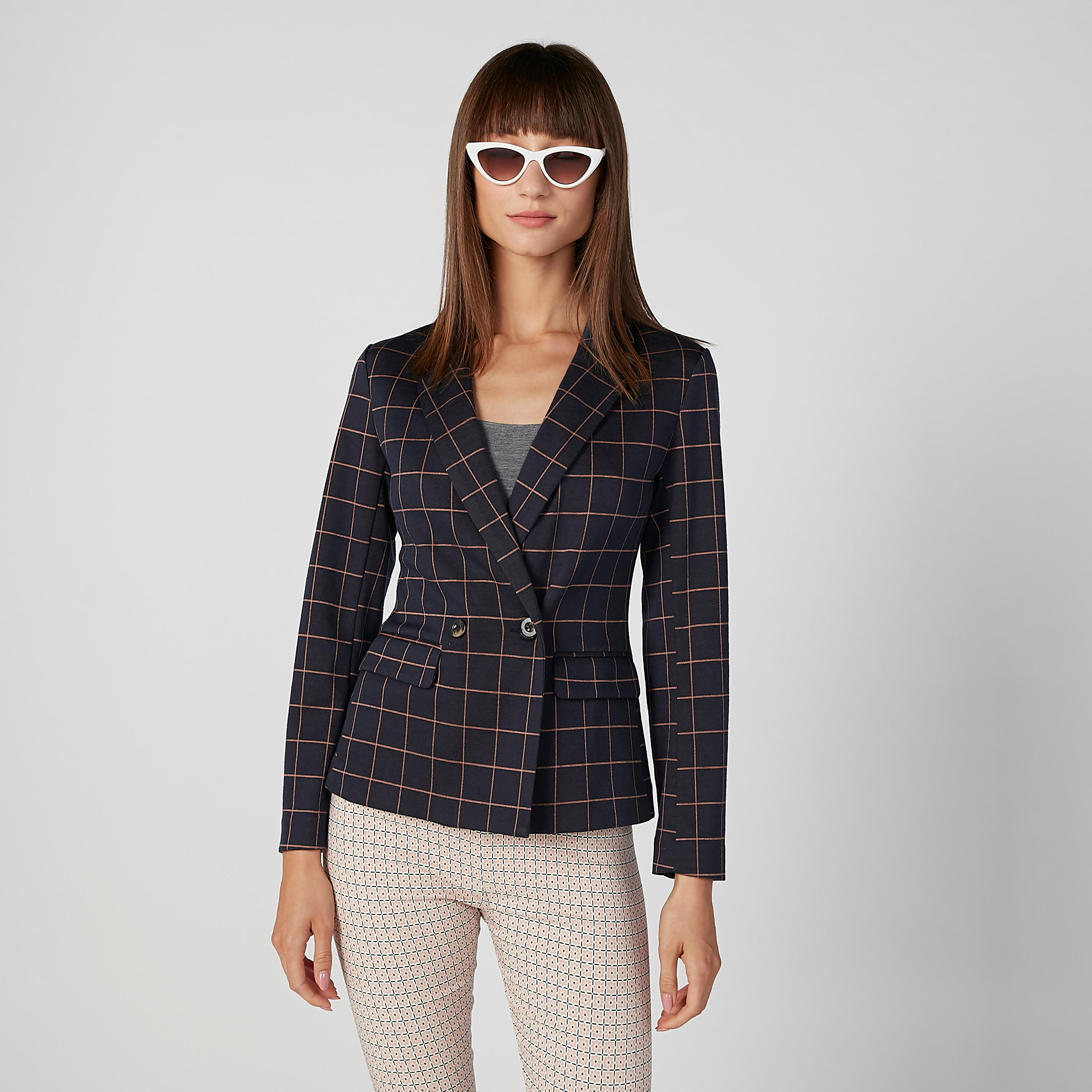 بليزر كاروهات بياقة طويلة وأكمام طويلة-women-clothing-coatsandjackets-blazers-image-3