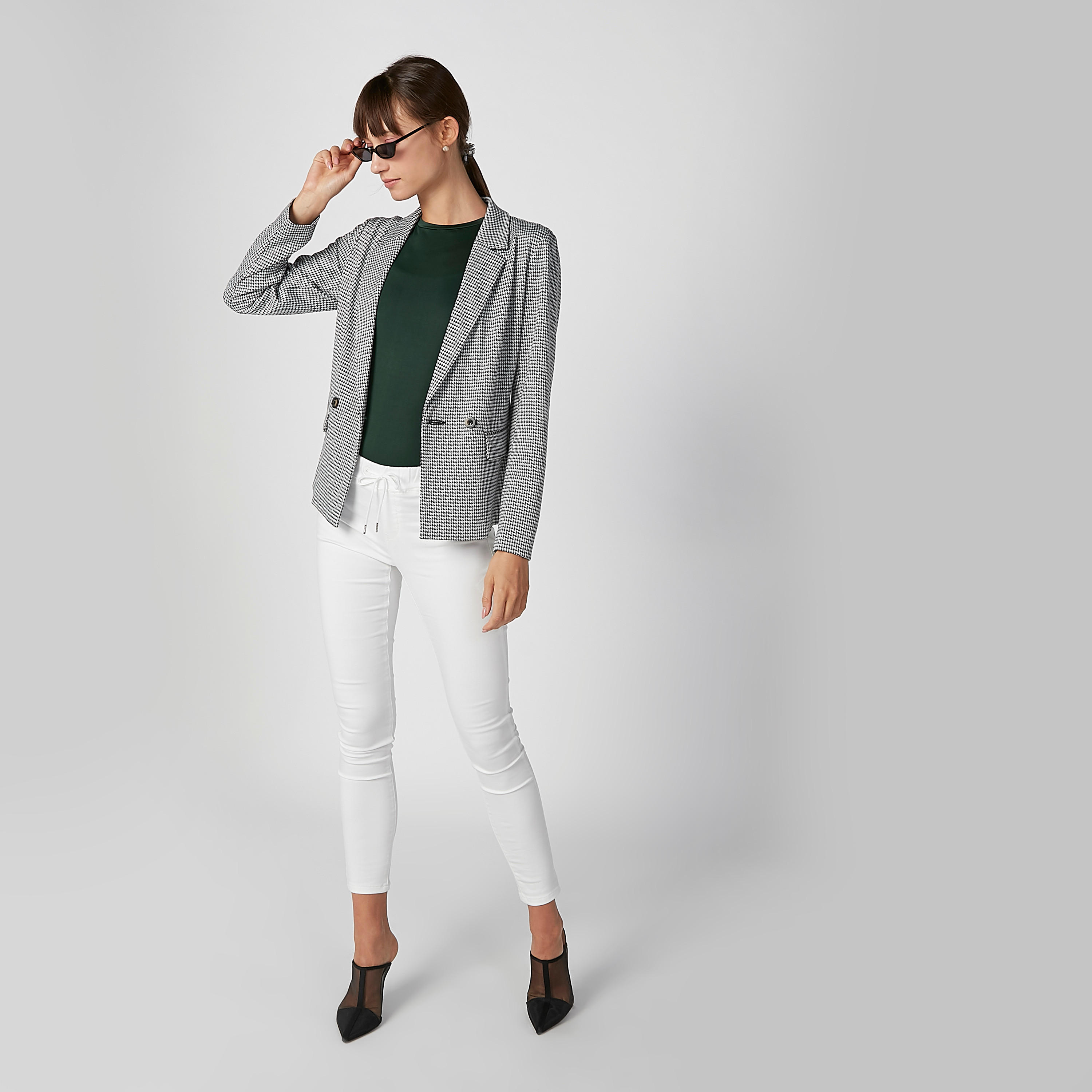 Chequered Blazer with Flap Pockets and Notched Lapel-women-clothing-coatsandjackets-blazers-image-3