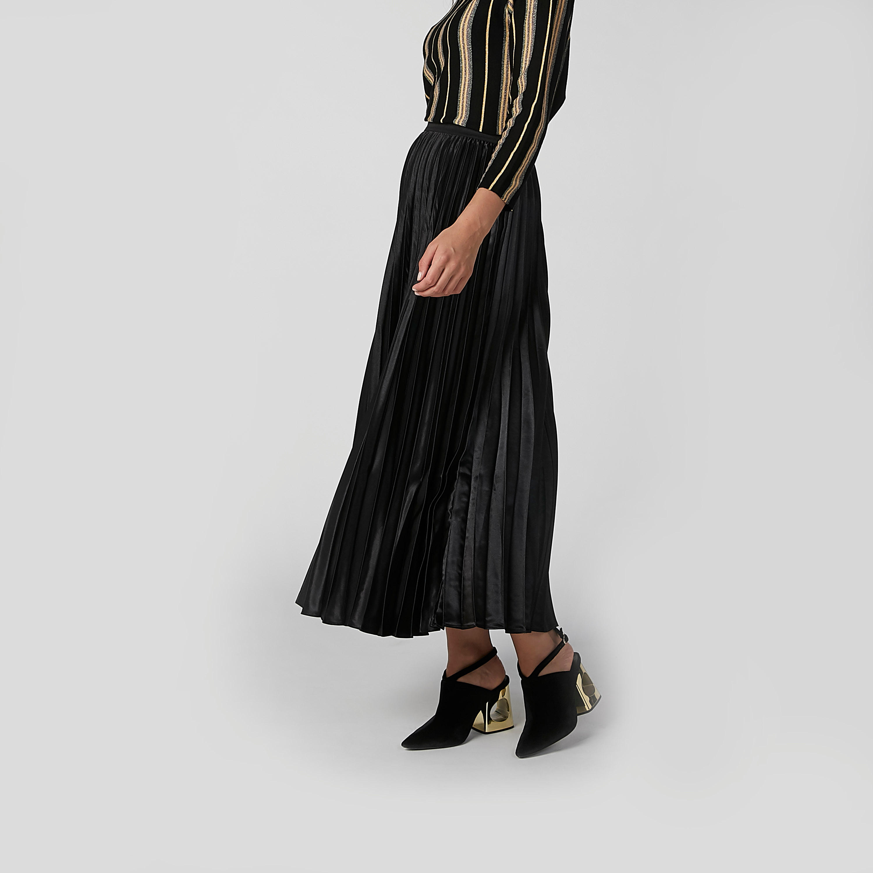 تنورة ماكسي إيه لاين بارزة الملمس بخصر مطاطي-women-clothing-bottoms-skirts-image-2