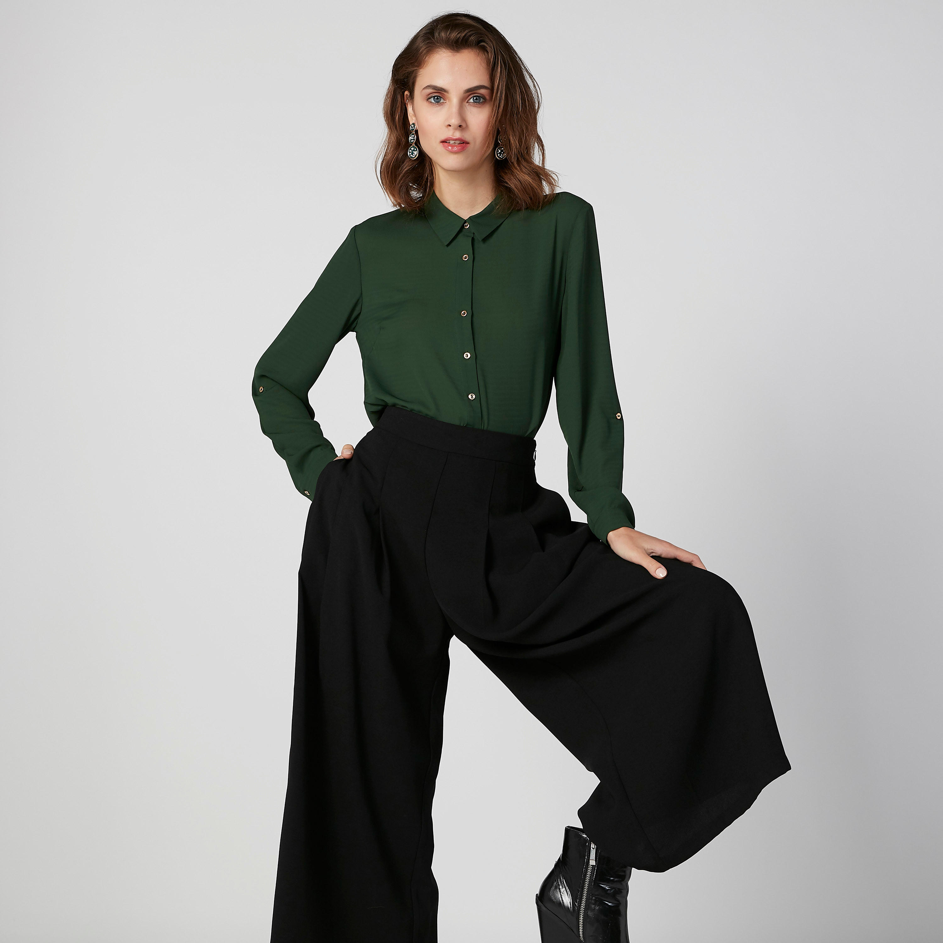 قميص سادة بياقة عاديّة وأكمام طويلة-women-clothing-shirtsandblouses-shirts-image-2