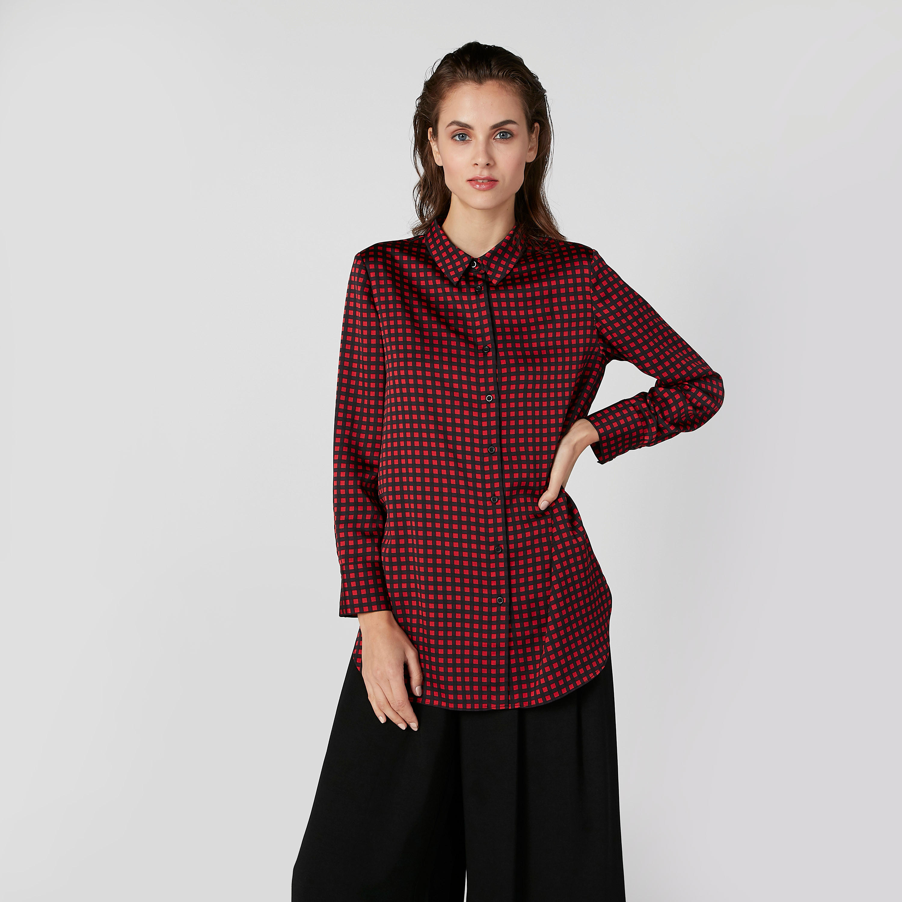 قميص بأكمام طويلة وأزرار مخفيّة وطبعات منقّطة-women-clothing-shirtsandblouses-shirts-image-1