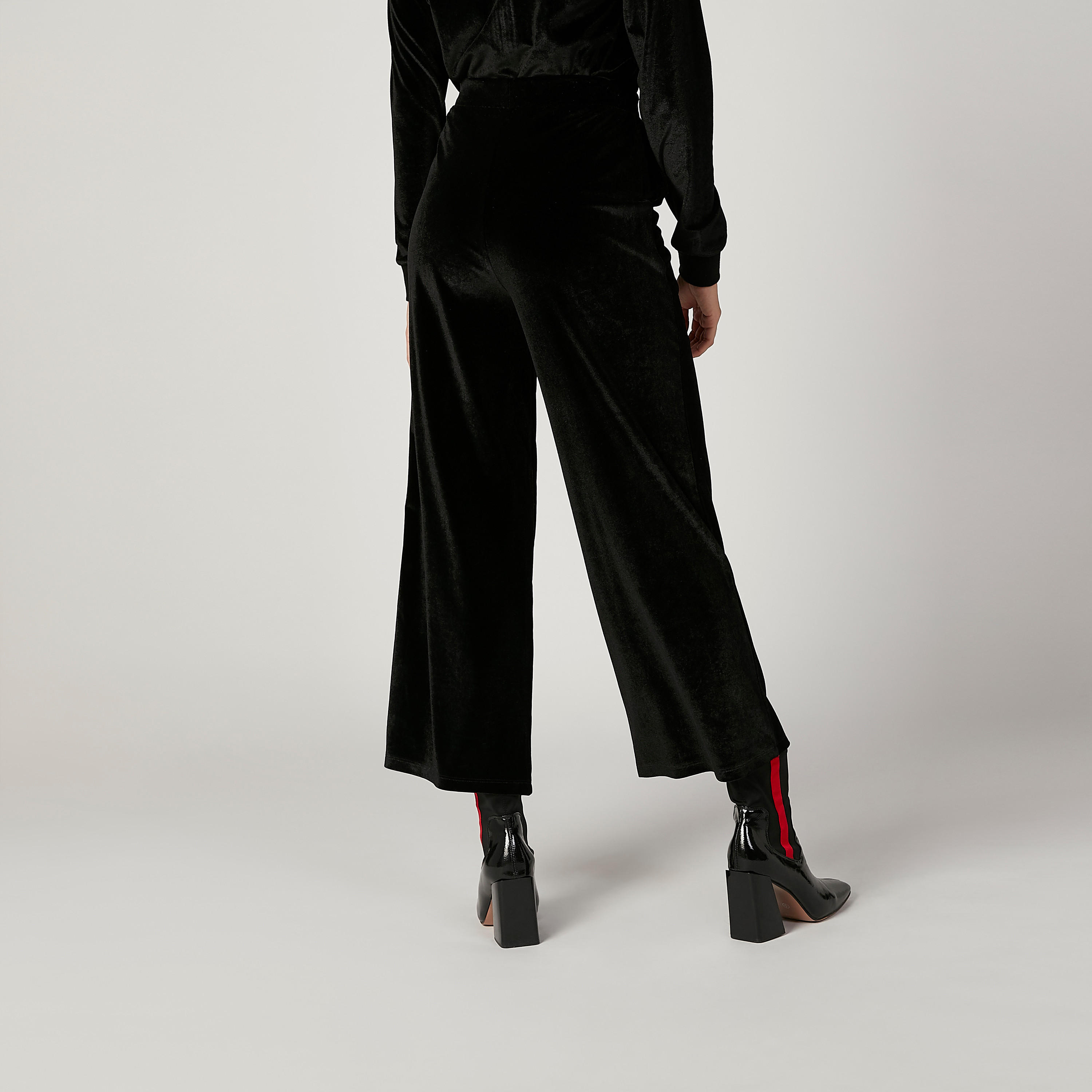 بنطال بالازو بارز الملمس بطبعات بقصّة واسعة وخصر متوسط الارتفاع وجيوب-women-clothing-bottoms-trousers-image-4