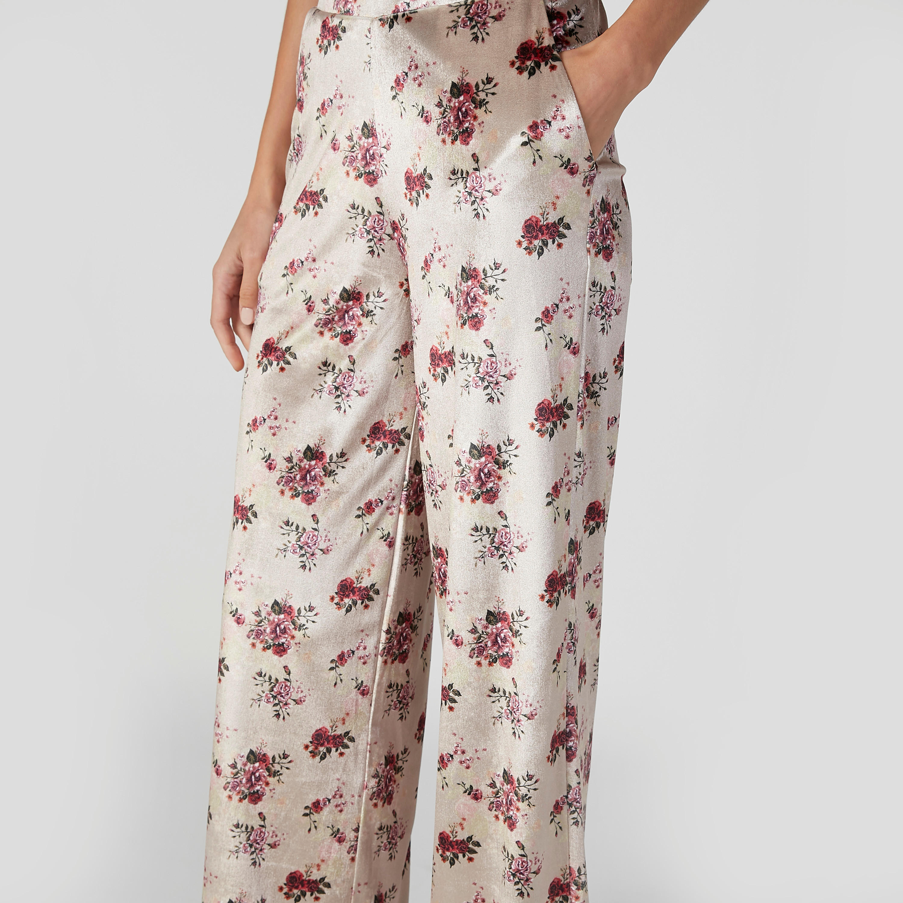 بنطال بالازو بطبعات بقصّة واسعة وخصر متوسط الارتفاع وجيوب-women-clothing-bottoms-trousers-image-5