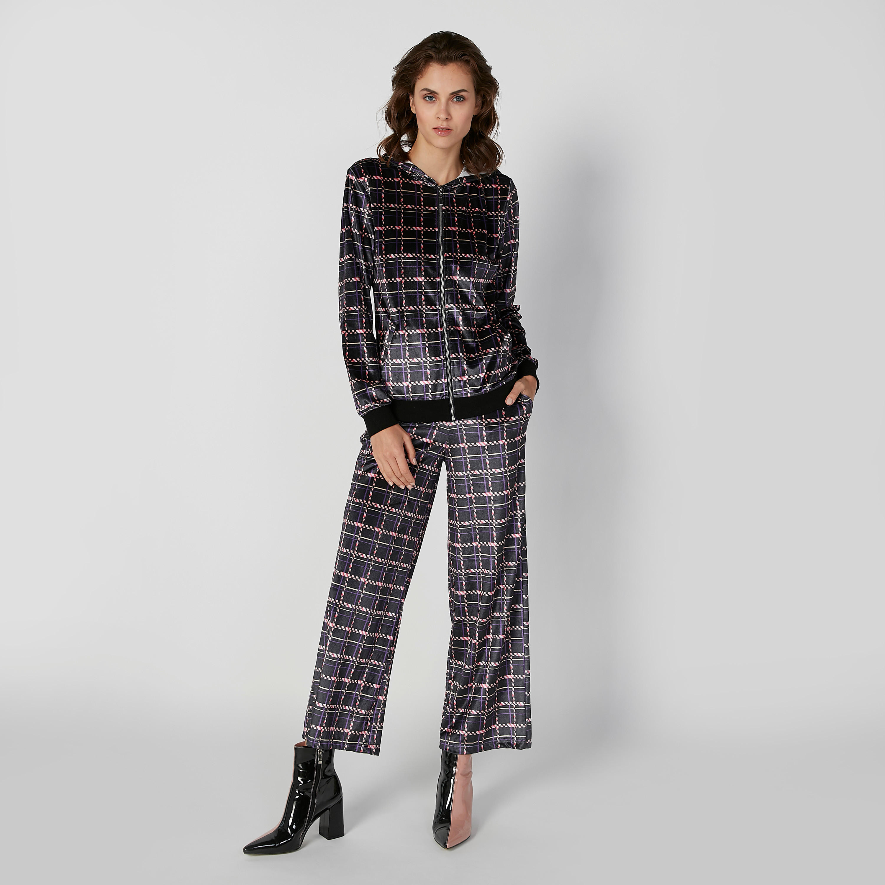 Wide Fit Chequered Mid Waist Palazzo Pants with Pocket Detail-women-clothing-bottoms-trousers-image-3
