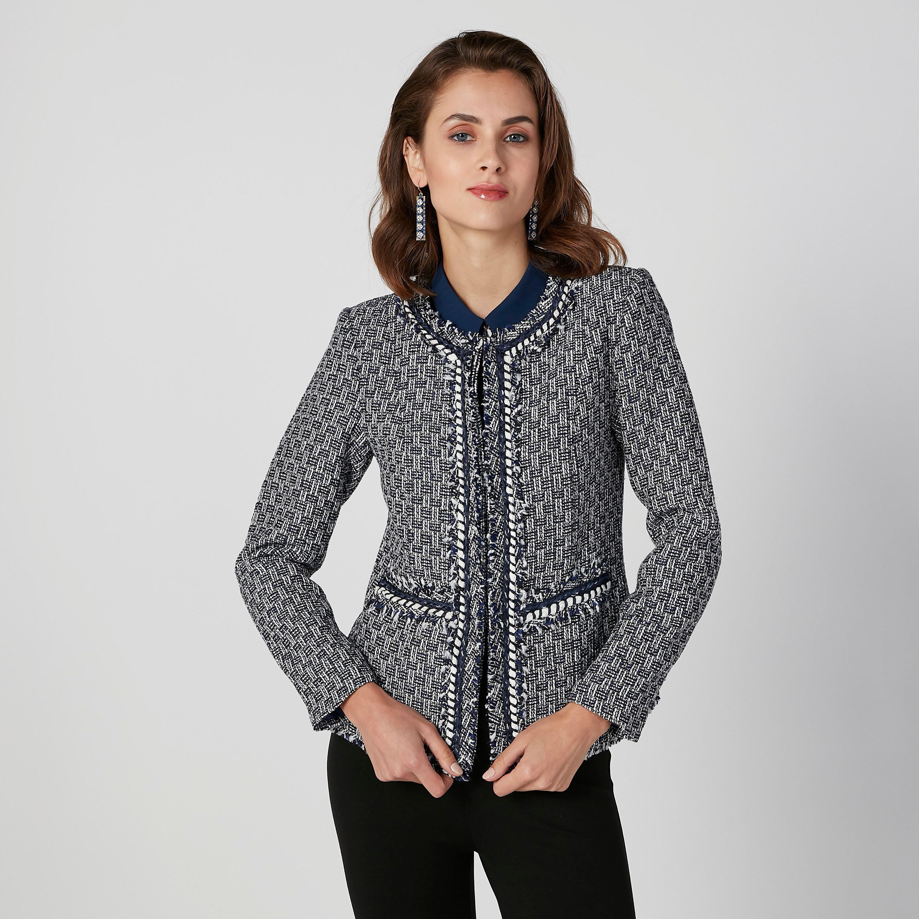 جاكيت بارز الملمس بأكمام طويلة وجيوب-women-winterwear-coatsandjackets-jackets-image-5