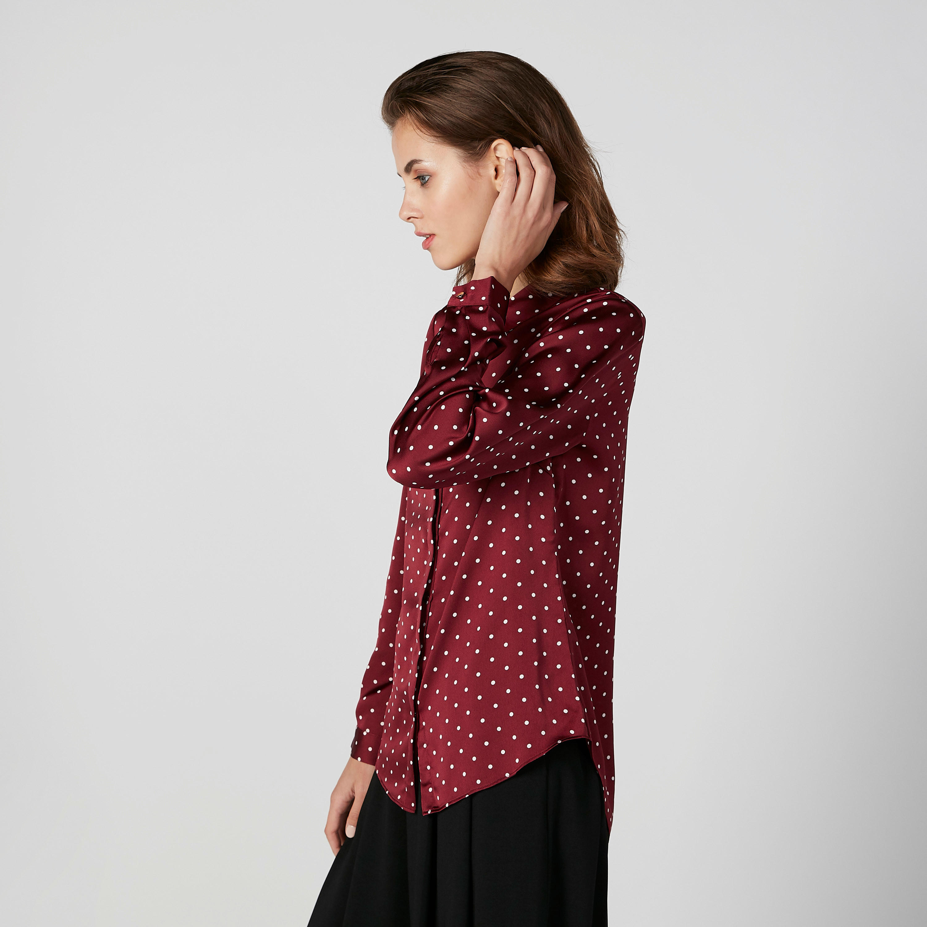 قميص بأكمام طويلة وأزرار مخفيّة وطبعات منقّطة-women-clothing-shirtsandblouses-shirts-image-5