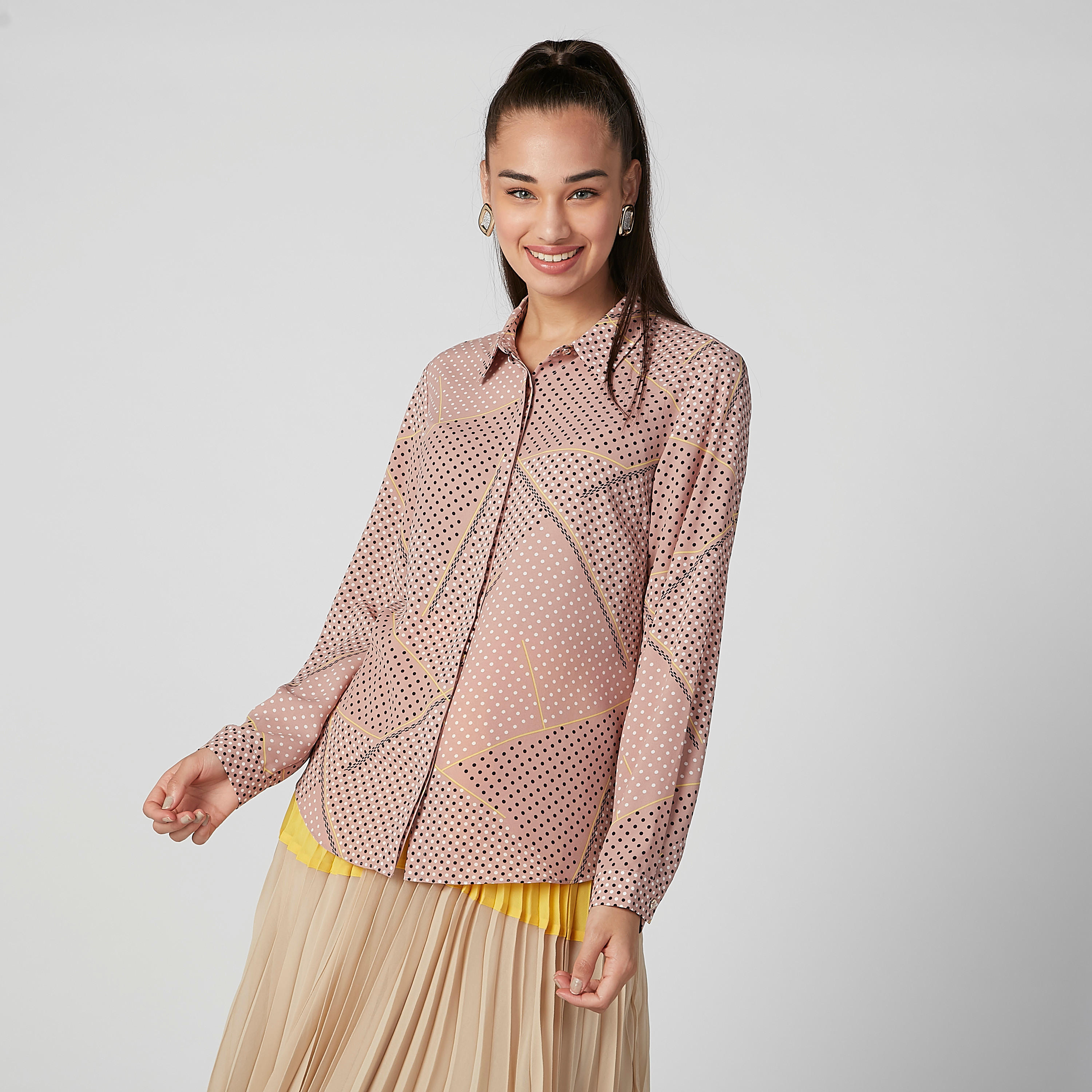 قميص بأكمام طويلة وأزرار مخفيّة وطبعات-women-clothing-shirtsandblouses-shirts-image-1