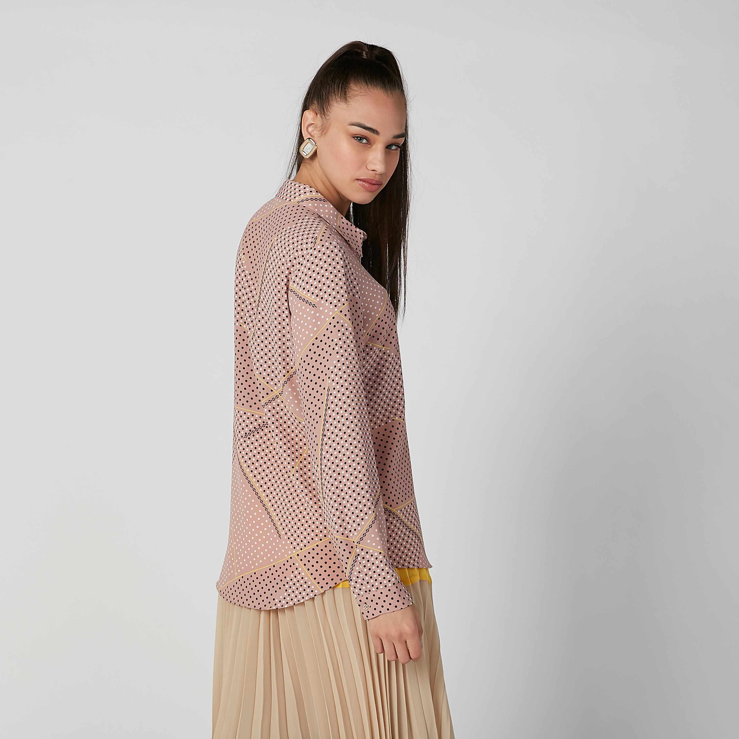 قميص بأكمام طويلة وأزرار مخفيّة وطبعات-women-clothing-shirtsandblouses-shirts-image-4