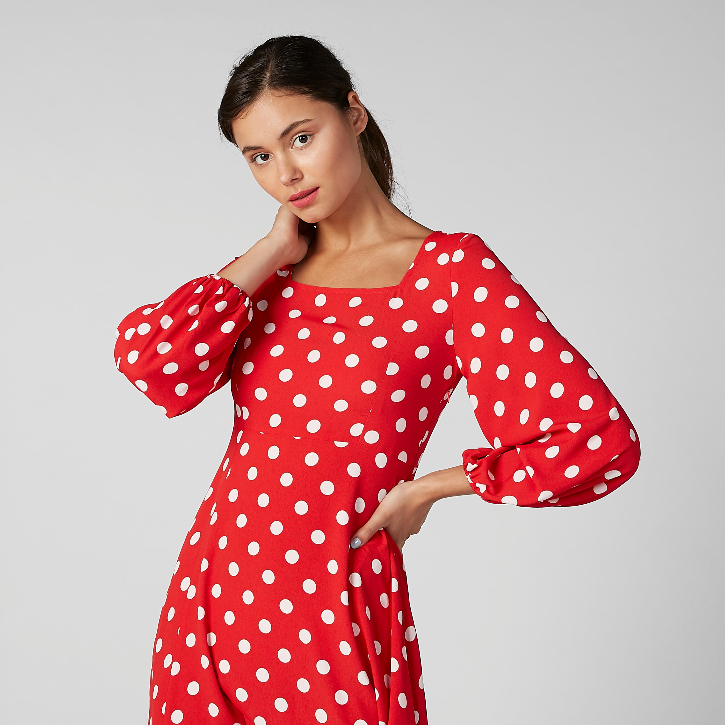 فستان إيه لاين بياقة مربّعة وأكمام بأساور مطّاطية وطبعات منقّطة-women-clothing-dresses-image-6