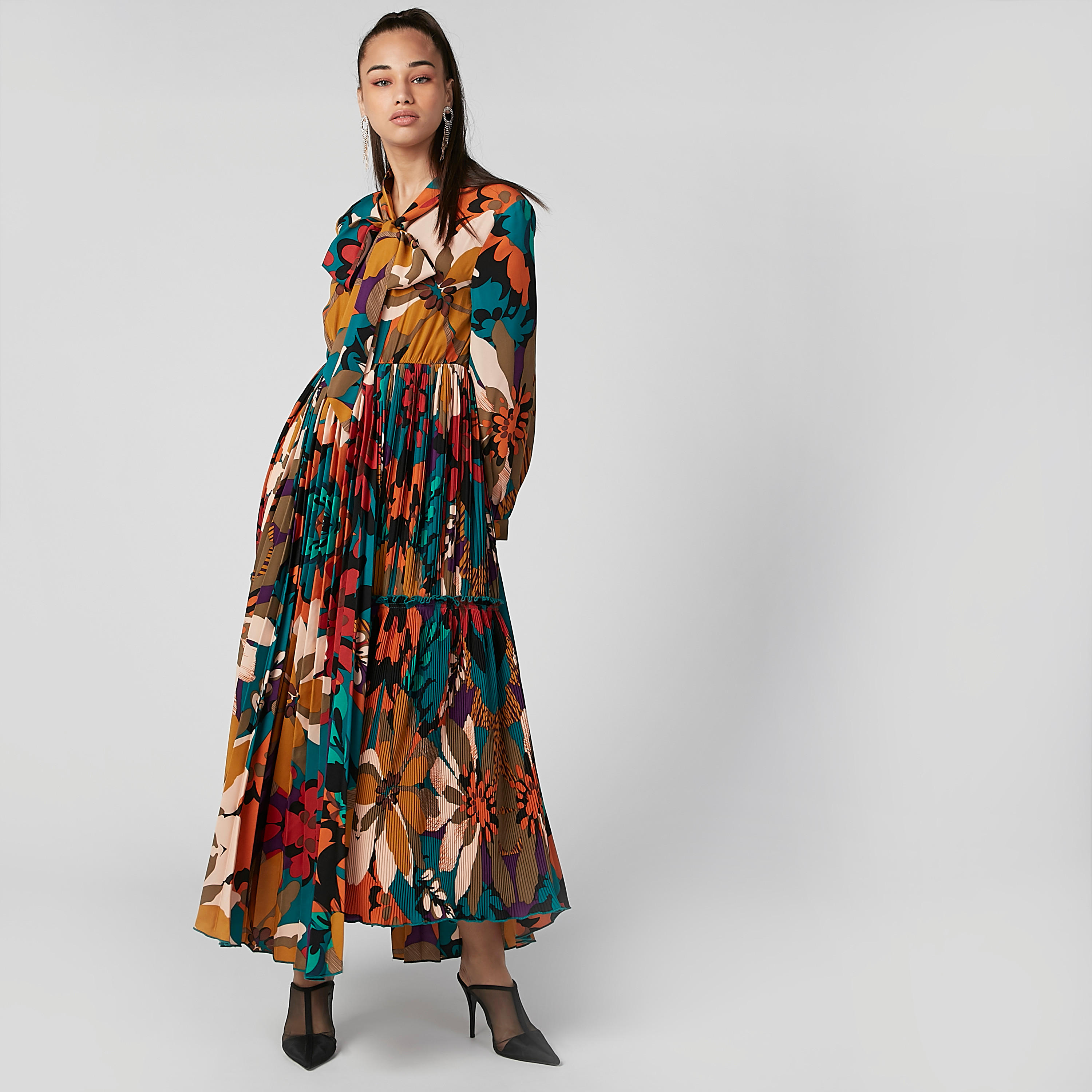فستان مستدام طويل إيه لاين بأكمام طويلة وأربطة وطبعات-women-clothing-dresses-image-1