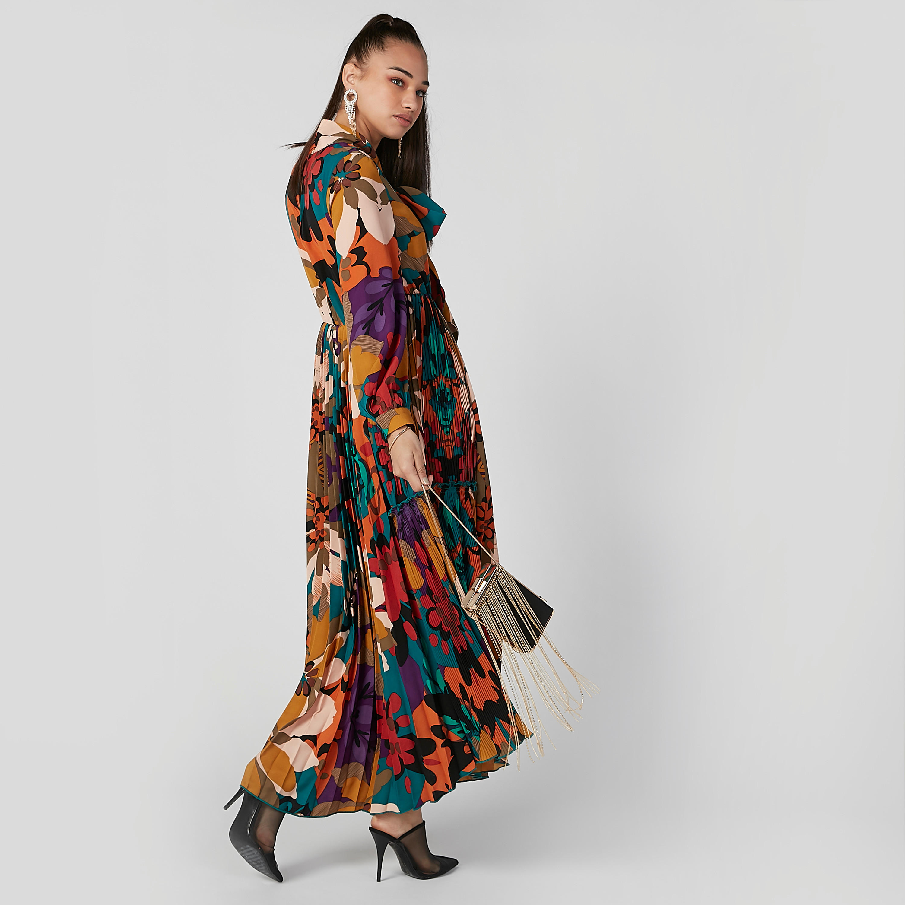 فستان مستدام طويل إيه لاين بأكمام طويلة وأربطة وطبعات-women-clothing-dresses-image-5