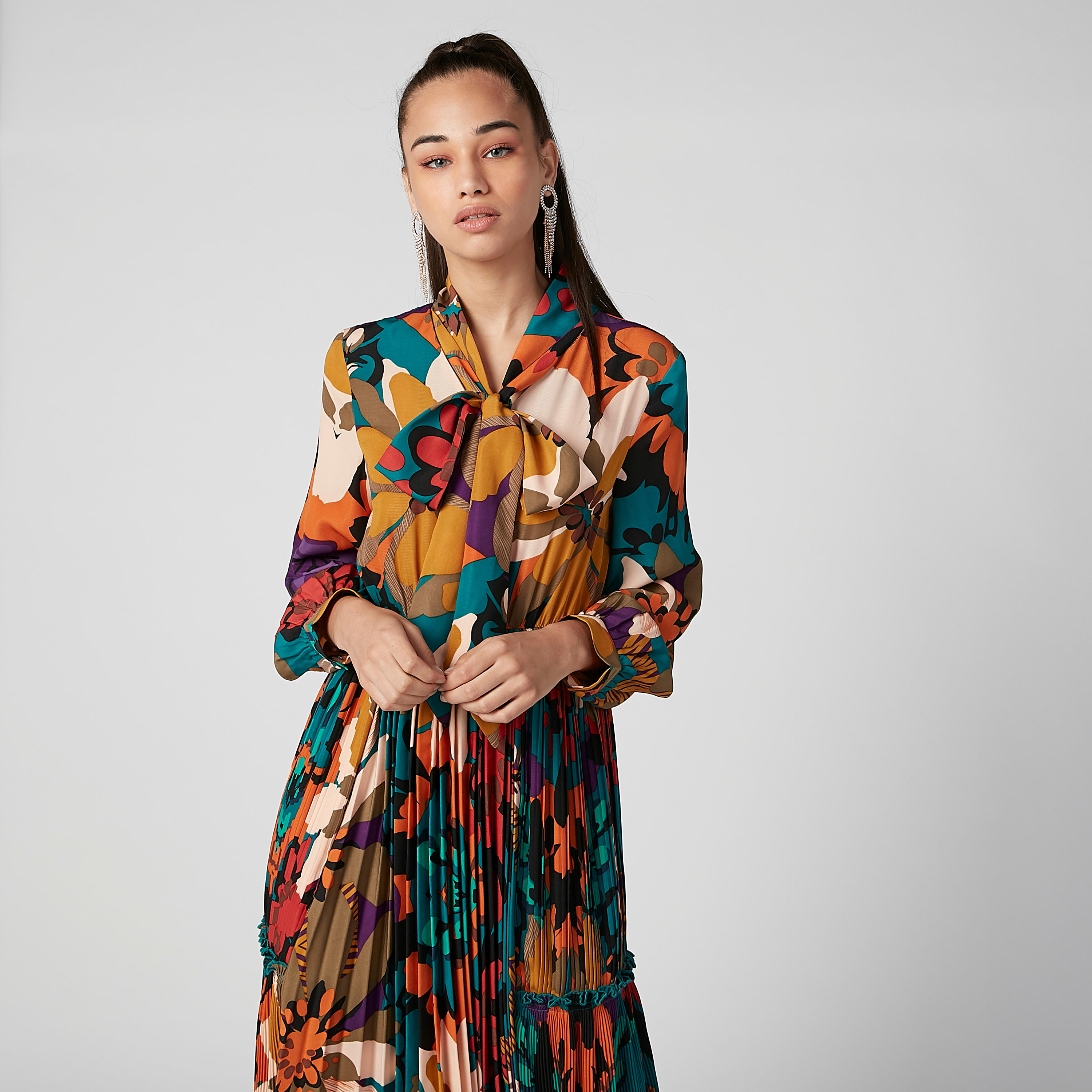 فستان مستدام طويل إيه لاين بأكمام طويلة وأربطة وطبعات-women-clothing-dresses-image-6