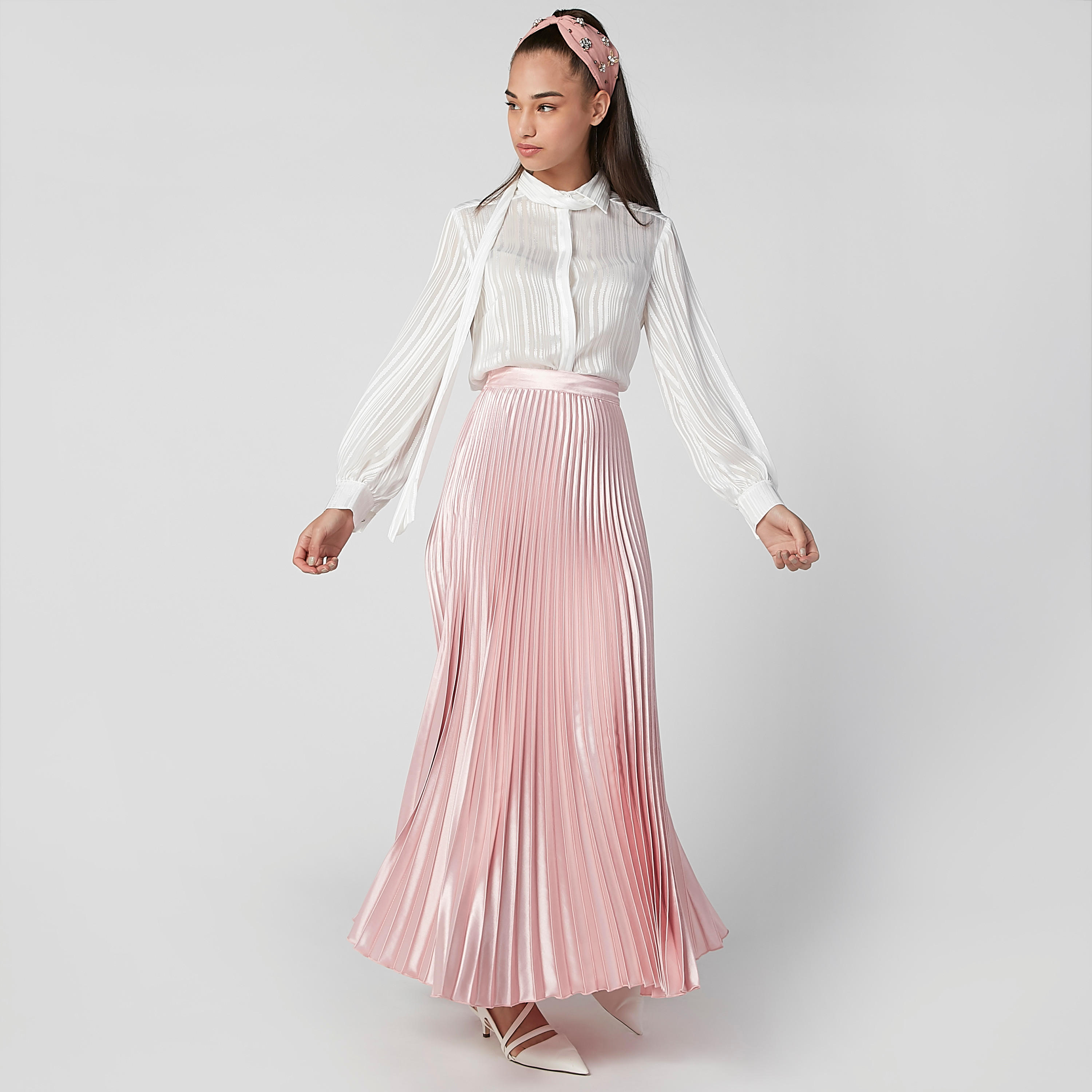 تنورة ماكسي إيه لاين بخصر مطّاطي وثنيات-women-clothing-bottoms-skirts-image-2