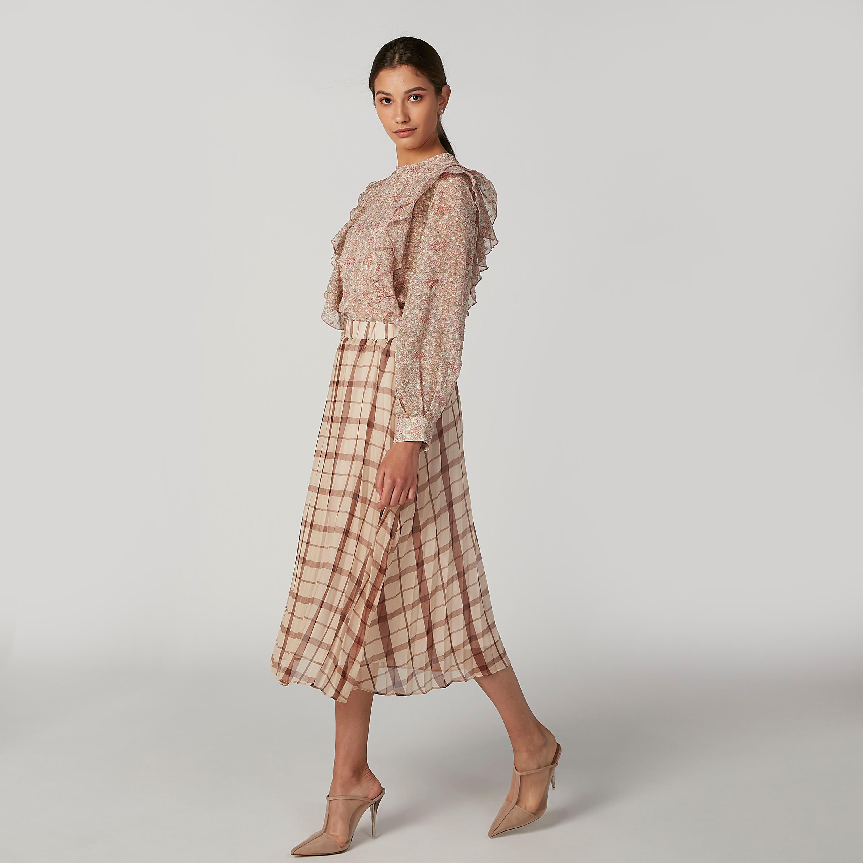 بلوزة بياقة مستديرة وأكمام طويلة وطبعات-women-clothing-shirtsandblouses-blouses-image-2