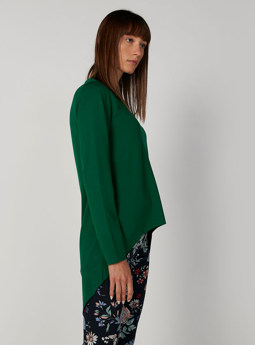 بلوزة سادة بياقة ضيّقة وأكمام طويلة وحوّاف غير مستوية-women-clothing-tshirts-image-3
