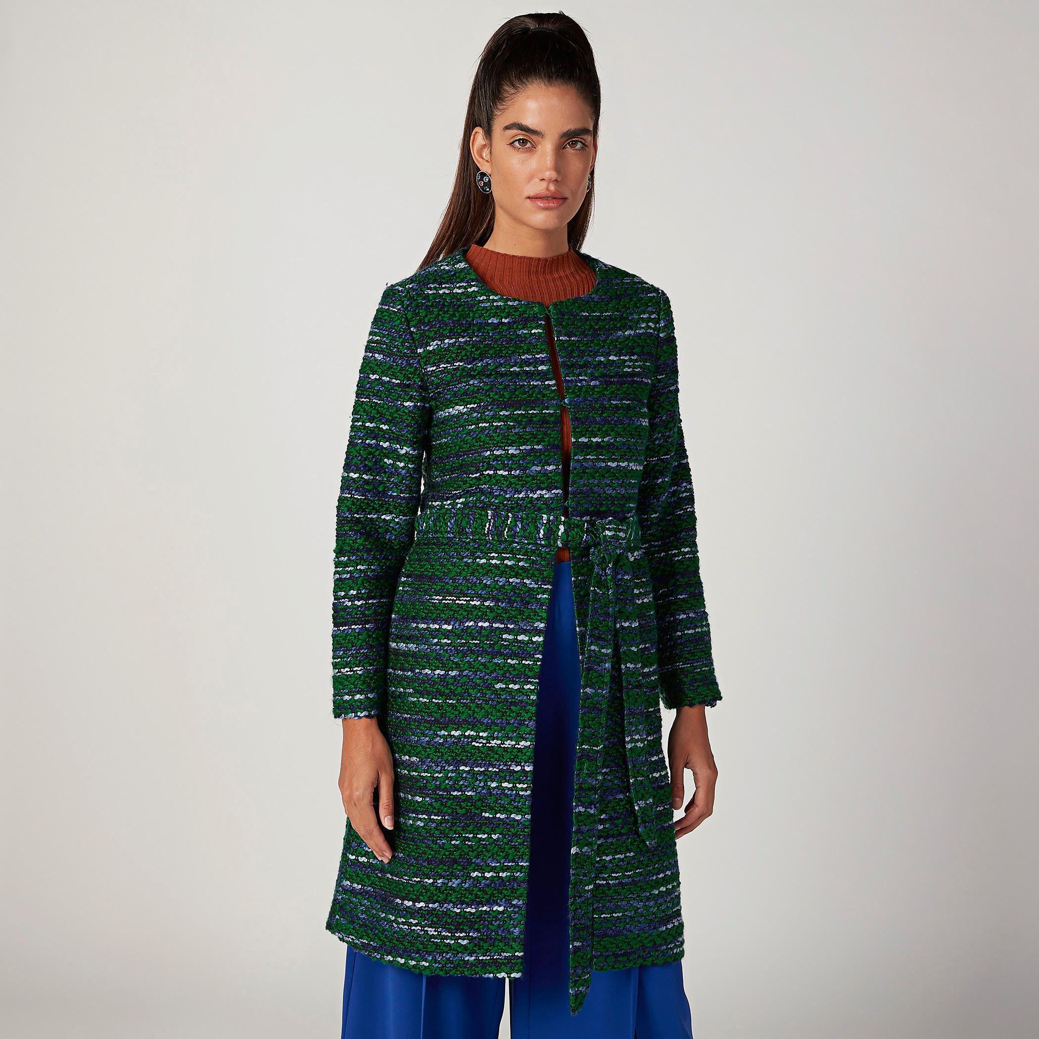 معطف بارز الملمس بأكمام طويلة وتفاصيل جيب-women-clothing-coatsandjackets-coats-image-1