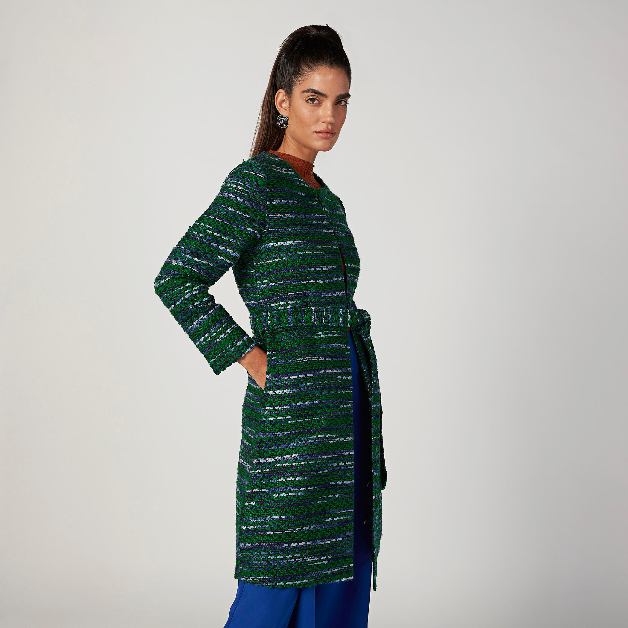 معطف بارز الملمس بأكمام طويلة وتفاصيل جيب-women-clothing-coatsandjackets-coats-image-5