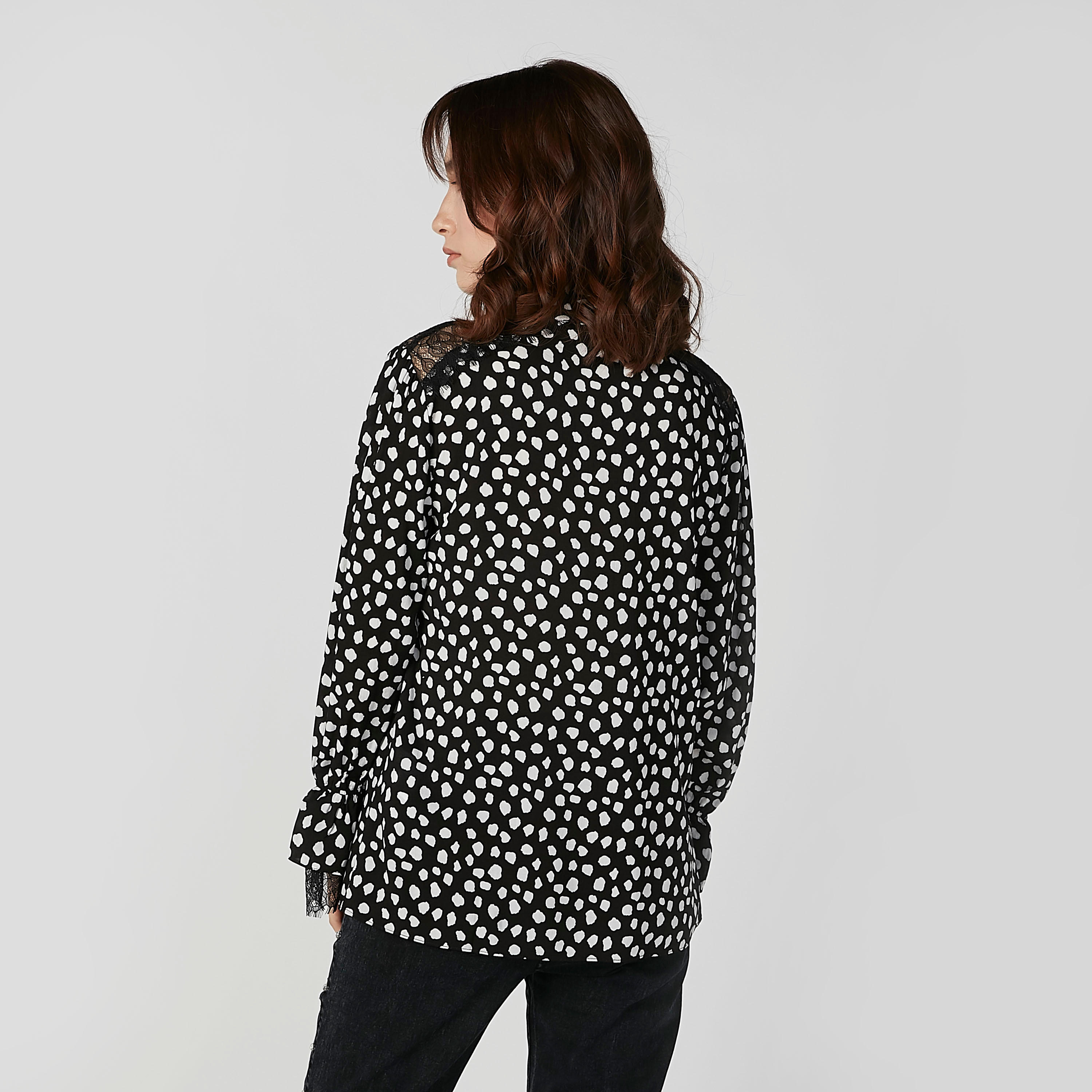 بلوزة مستدامة بأكمام طويلة وفيونكة وطبعات-women-clothing-shirtsandblouses-blouses-image-2