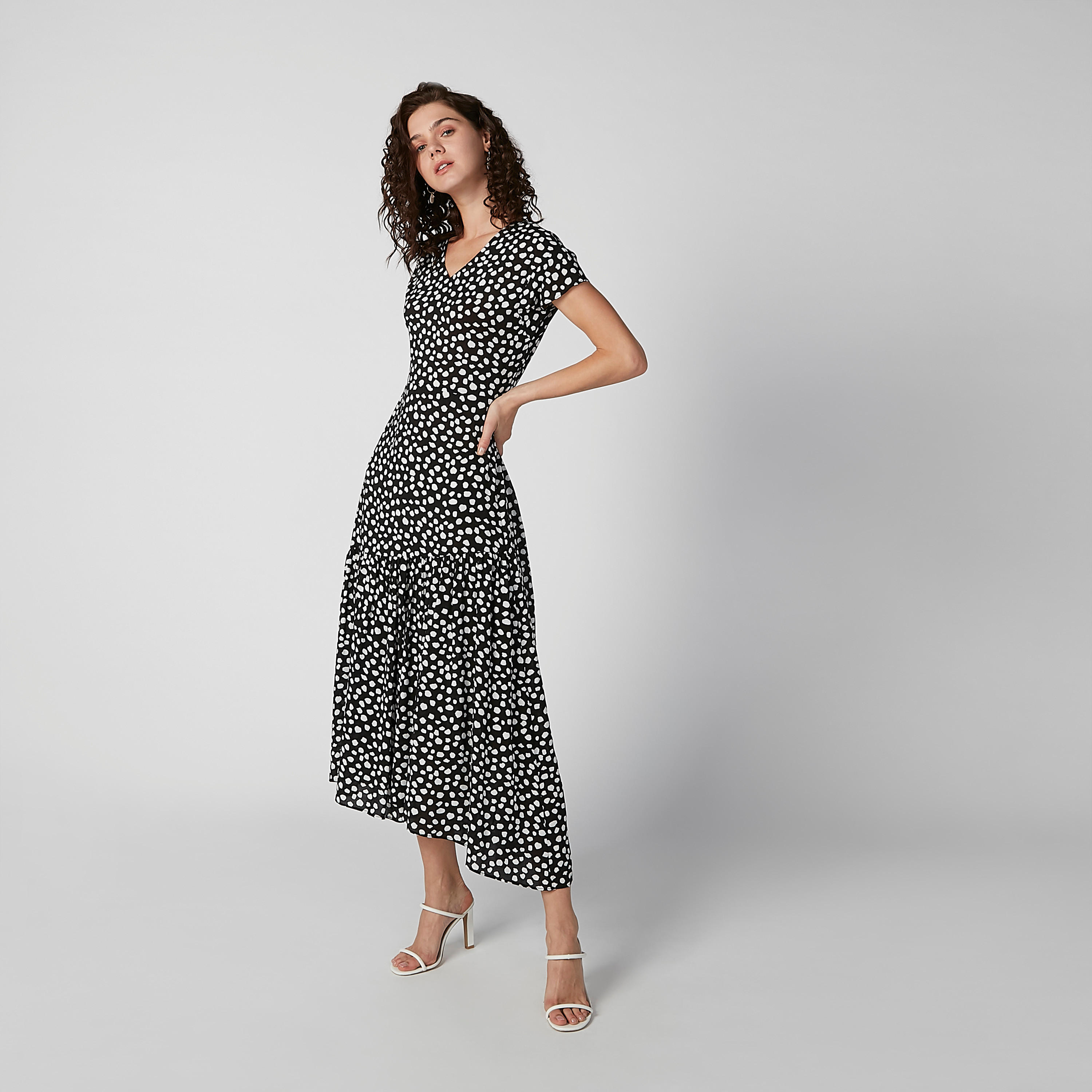 فستان ماكسي إيه لاين بياقة V وأكمام كاب وطبعات-women-clothing-dresses-image-1