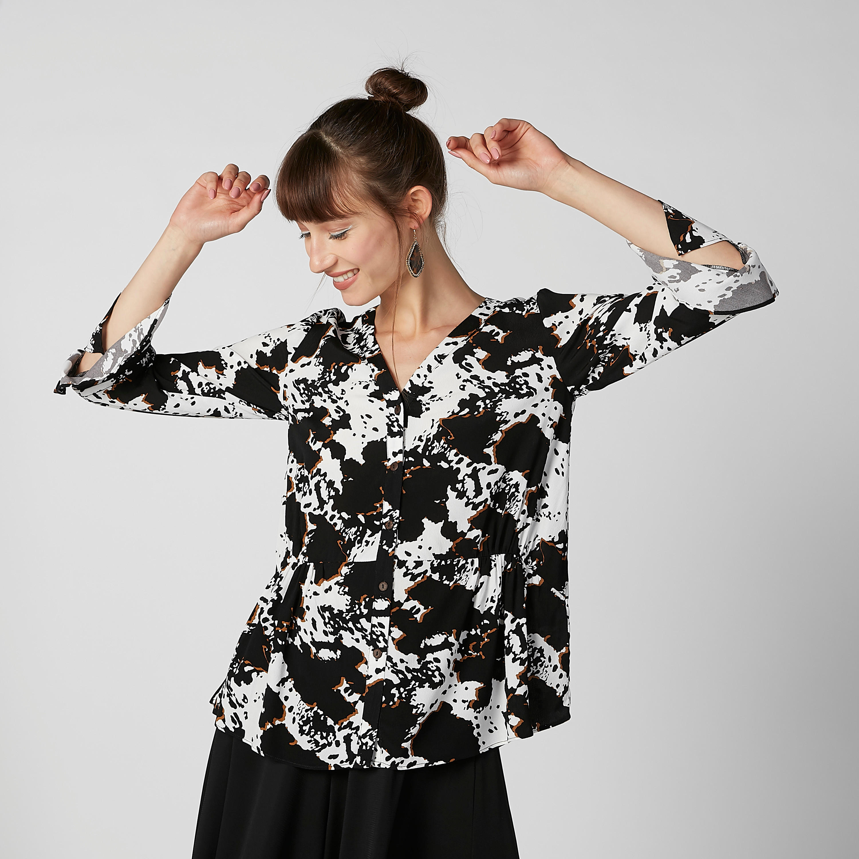 Printed Top with V-neck and 3/4 Sleeves-women-clothing-shirtsandblouses-blouses-image-1