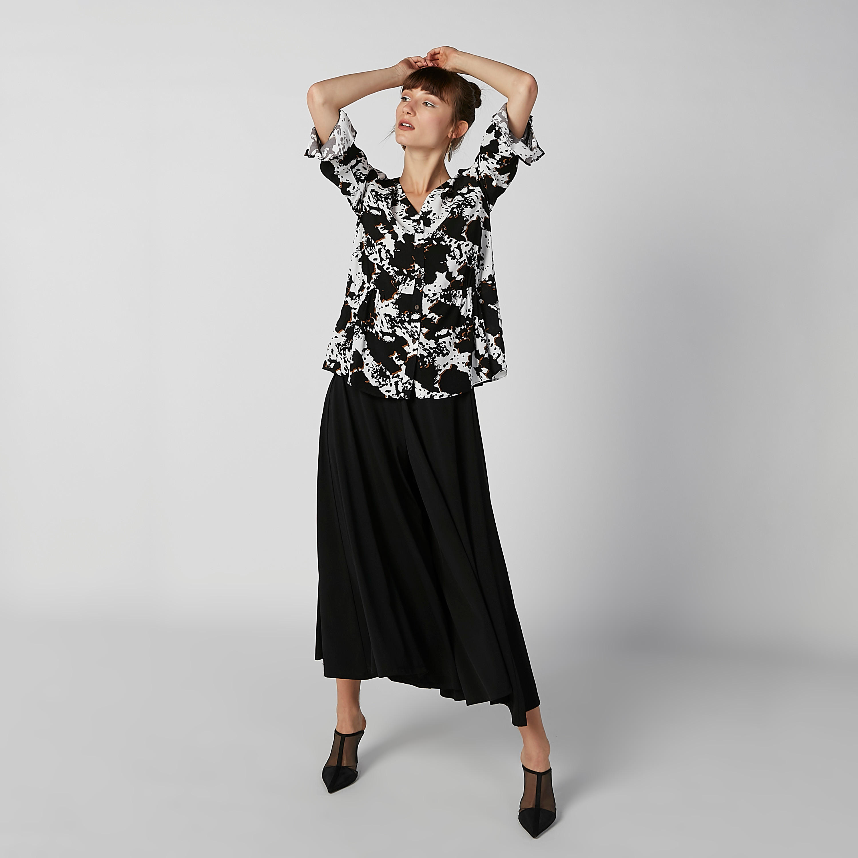 Printed Top with V-neck and 3/4 Sleeves-women-clothing-shirtsandblouses-blouses-image-2