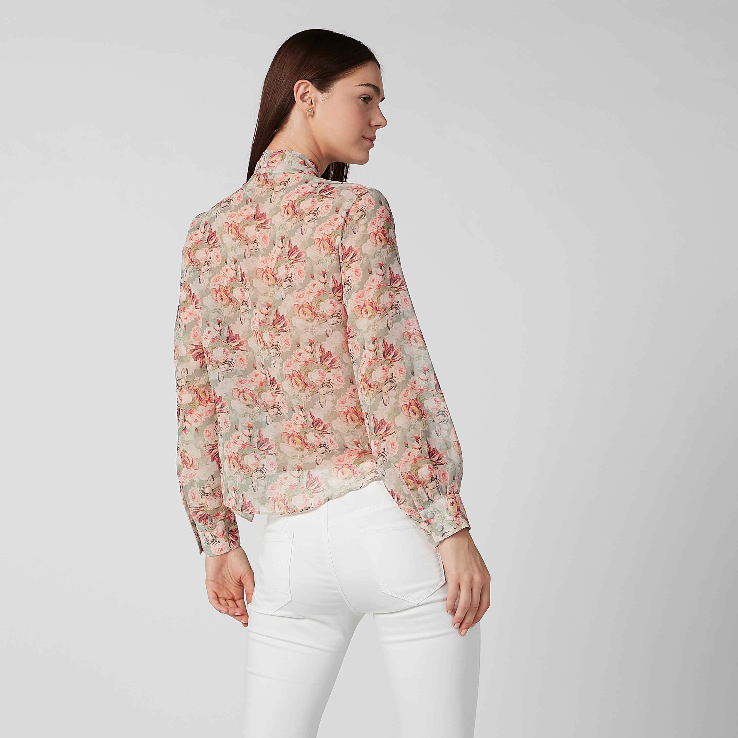 بلوزة مستدامة بأكمام طويلة وطبعات زهرية وربطة عنق -women-clothing-shirtsandblouses-blouses-image-3