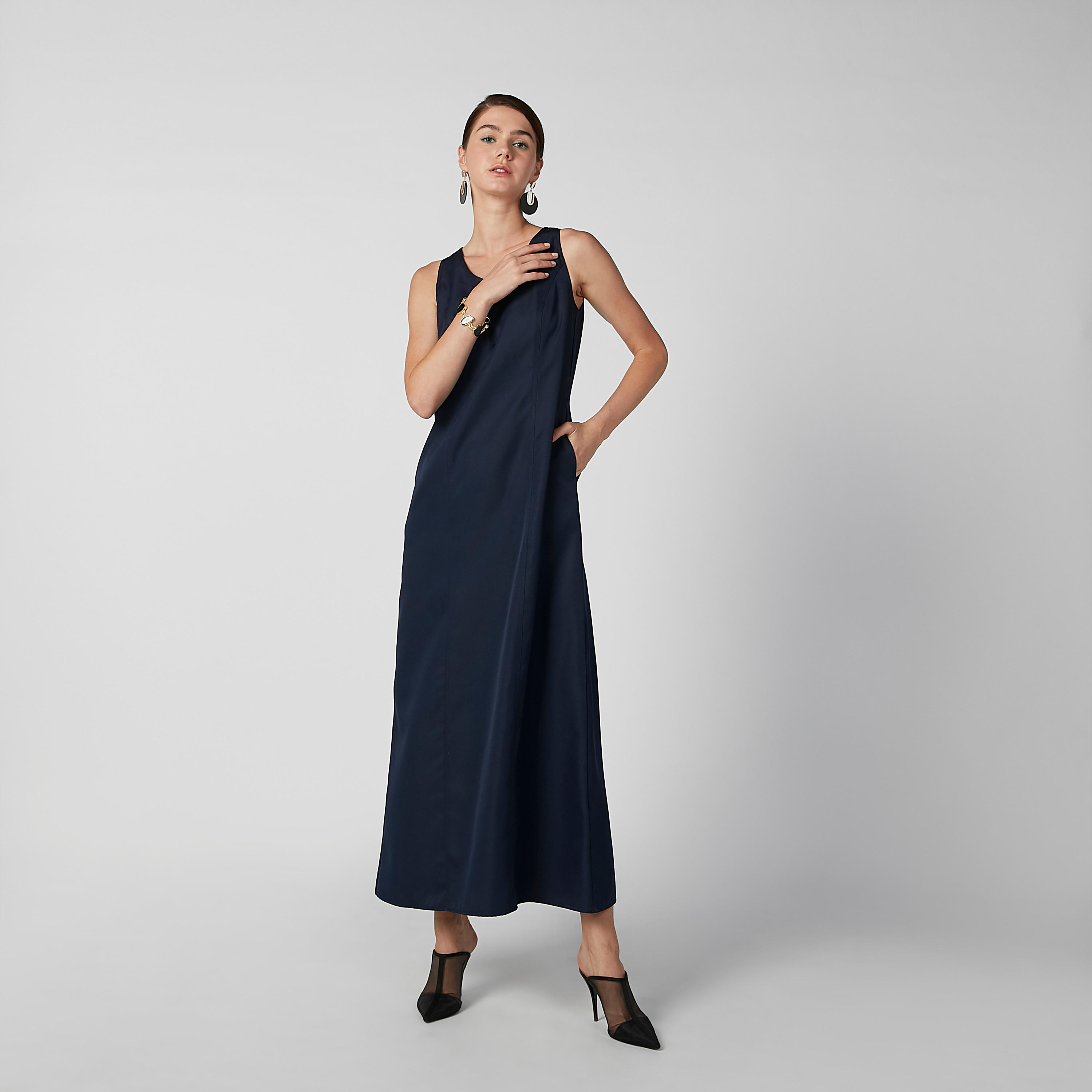 فستان ماكسي إيه لاين سادة دون أكمام بجيوب-women-clothing-dresses-image-3