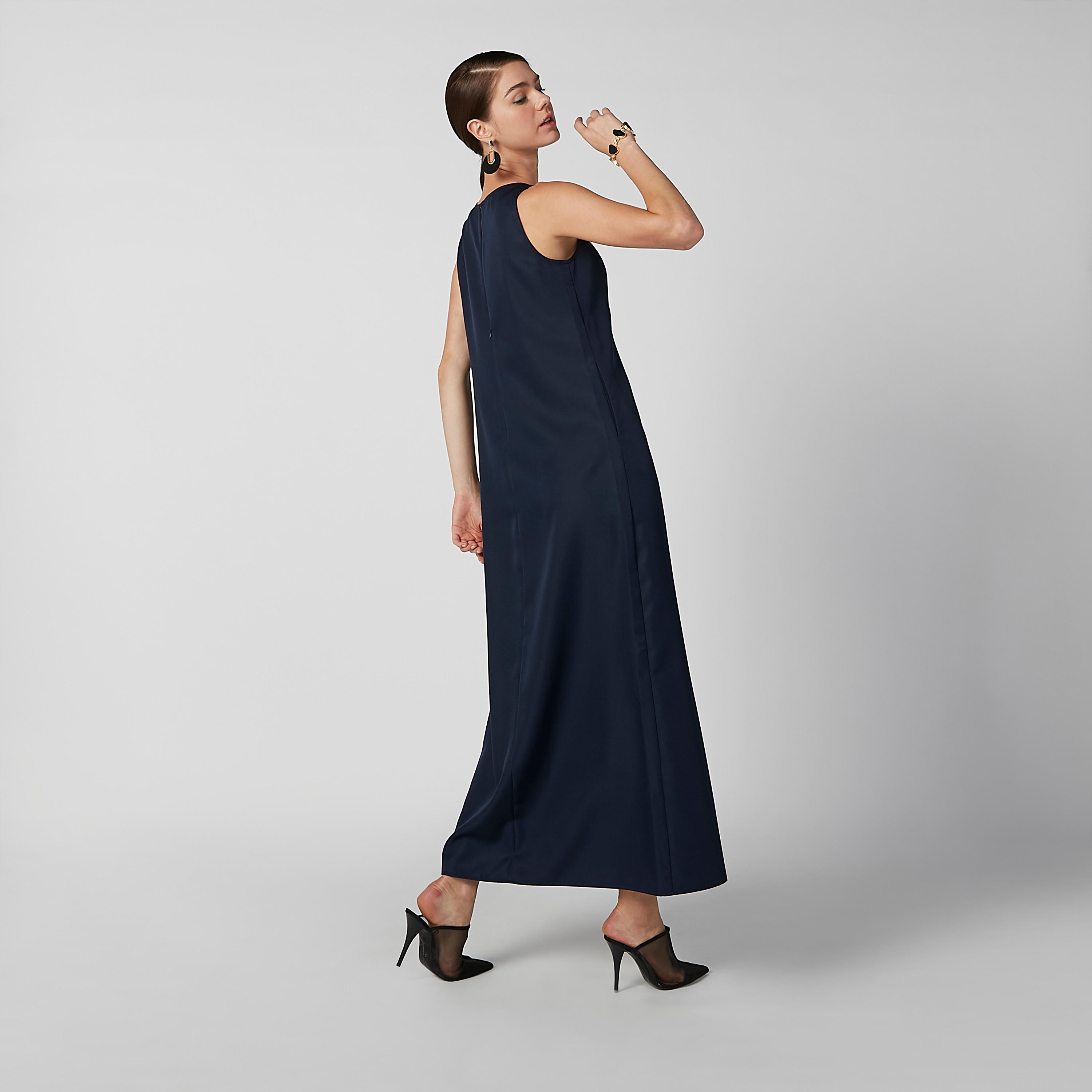 فستان ماكسي إيه لاين سادة دون أكمام بجيوب-women-clothing-dresses-image-2