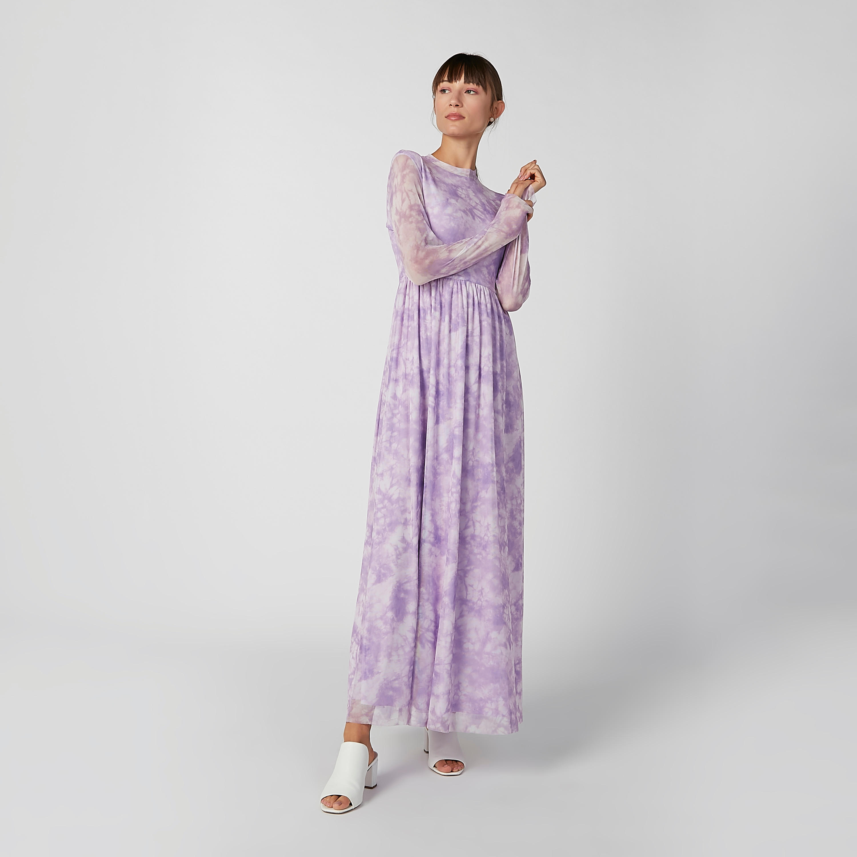 فستان طويل إيه لاين بياقة ضيّقة وأكمام طويلة وطبعات-women-clothing-dresses-image-3