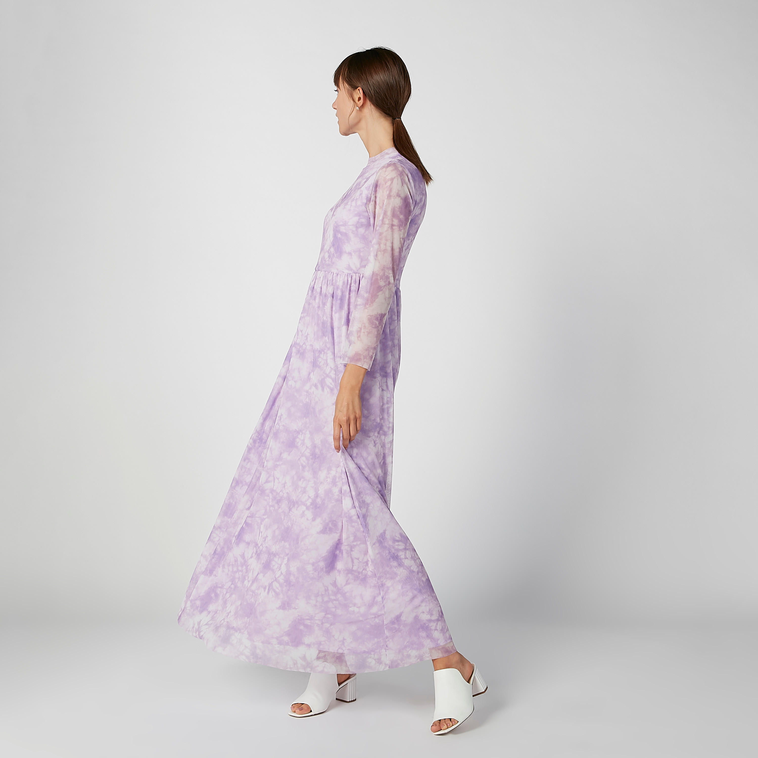 فستان طويل إيه لاين بياقة ضيّقة وأكمام طويلة وطبعات-women-clothing-dresses-image-4
