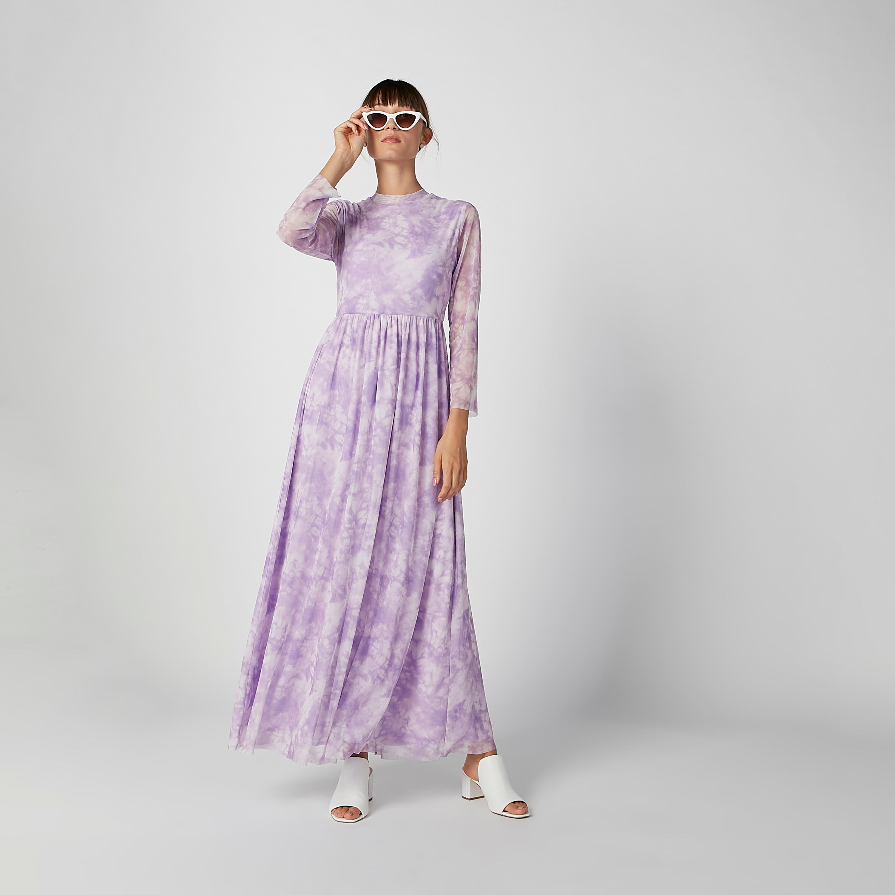 فستان طويل إيه لاين بياقة ضيّقة وأكمام طويلة وطبعات-women-clothing-dresses-image-5