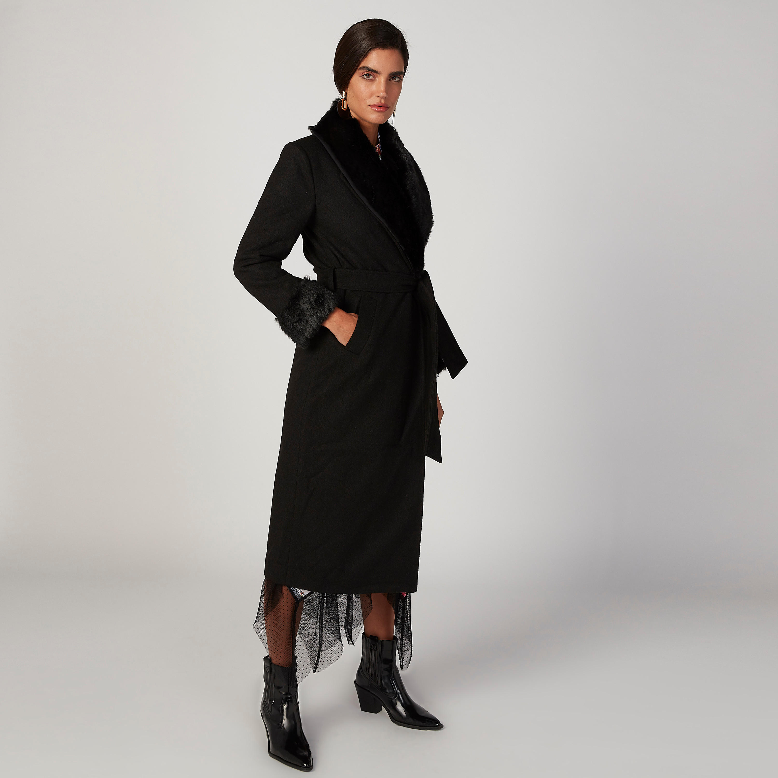 جاكيت باركا بارز الملمس بأكمام طويلة وأربطة-women-winterwear-coatsandjackets-jackets-image-1