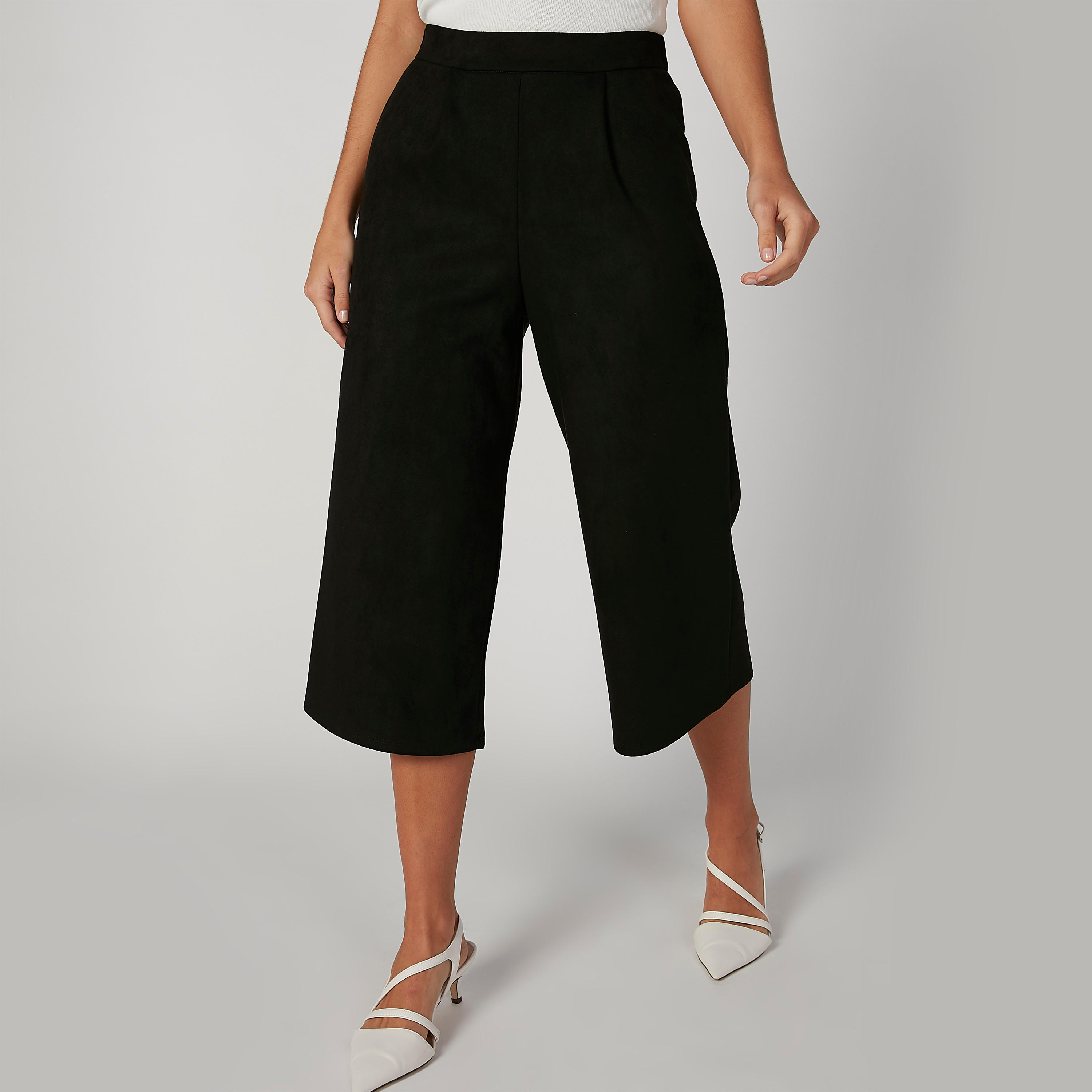 بنطال واسع الساقين سادة بقصّة واسعة وخصر مطّاطي-women-clothing-bottoms-trousers-image-1