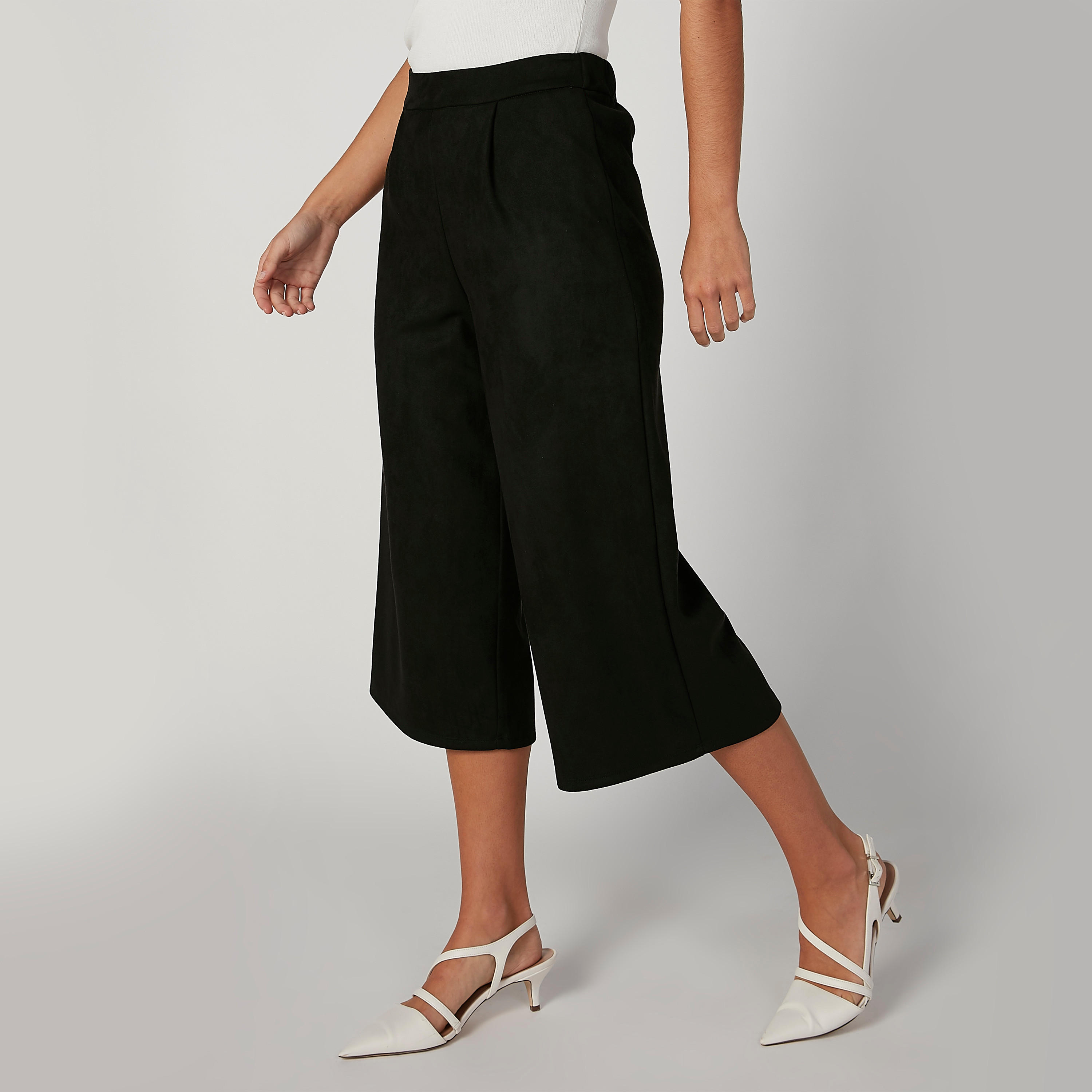 بنطال واسع الساقين سادة بقصّة واسعة وخصر مطّاطي-women-clothing-bottoms-trousers-image-4
