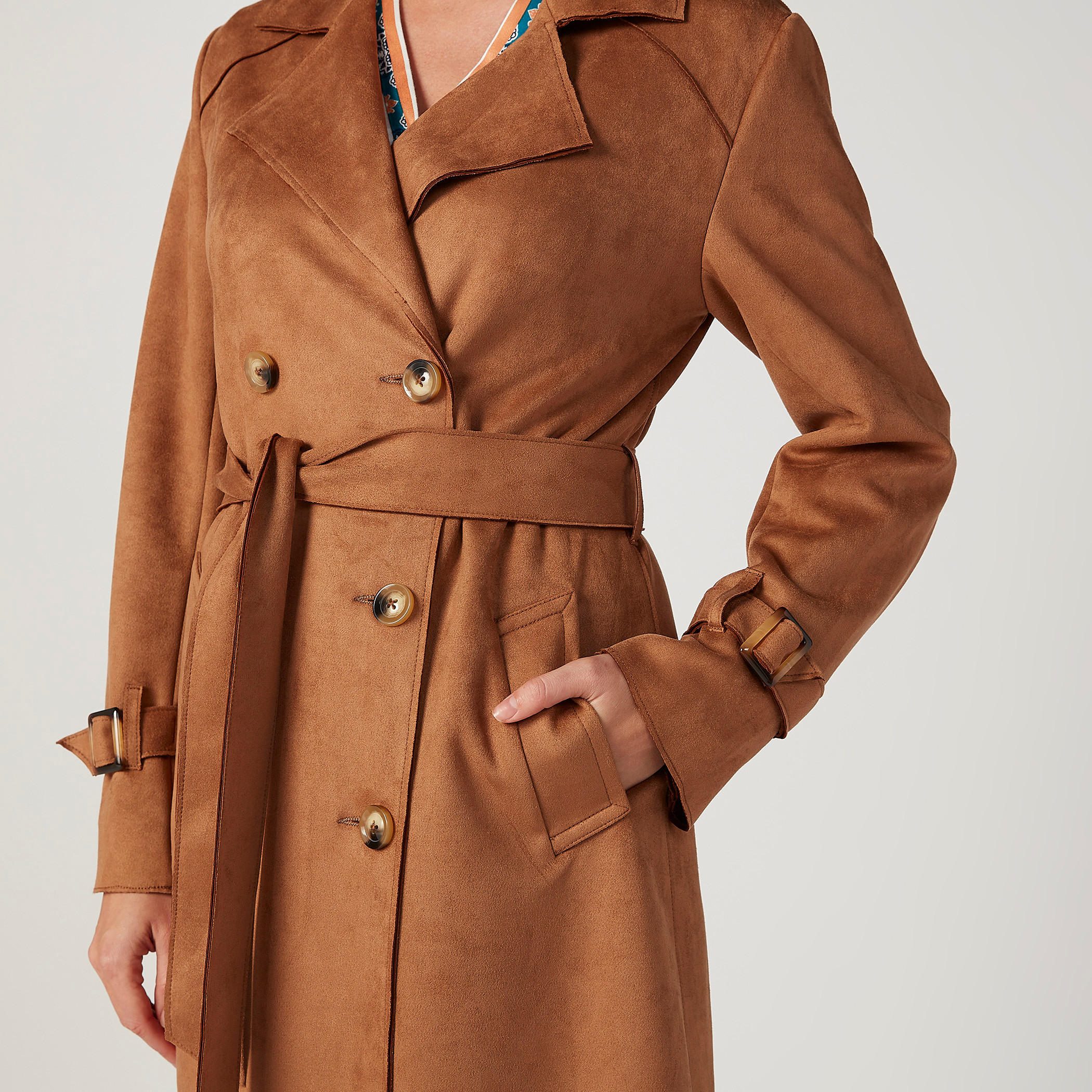 مِعطف مستدام طويل بارز الملمس بأكمام طويلة وجيوب-women-clothing-coatsandjackets-coats-image-3