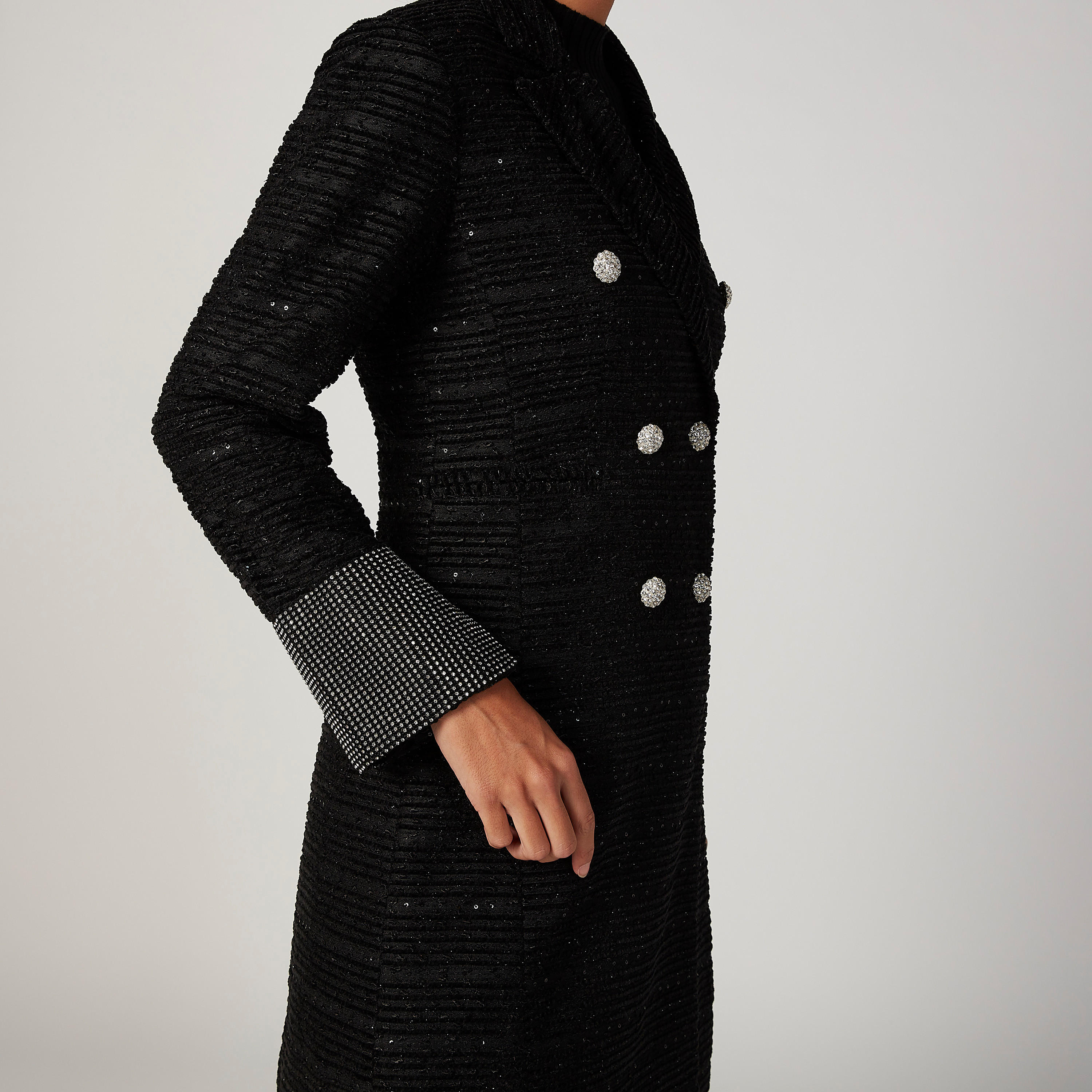 معطف مزين بأكمام طويلة ورقعة-women-clothing-coatsandjackets-coats-image-3