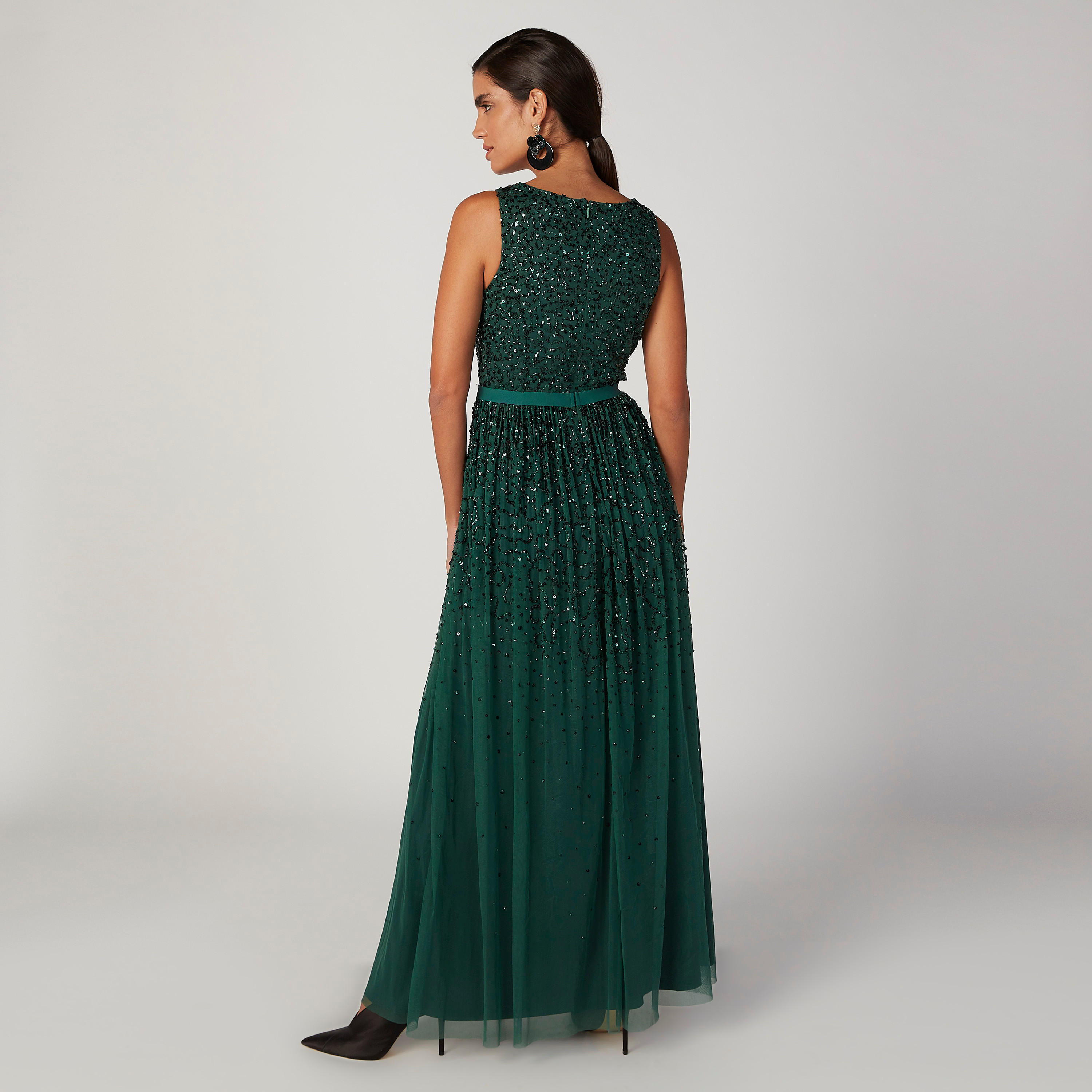 فستان طويل إيه لاين دون أكمام بياقة V وتفاصيل ترتر-women-clothing-dresses-image-4