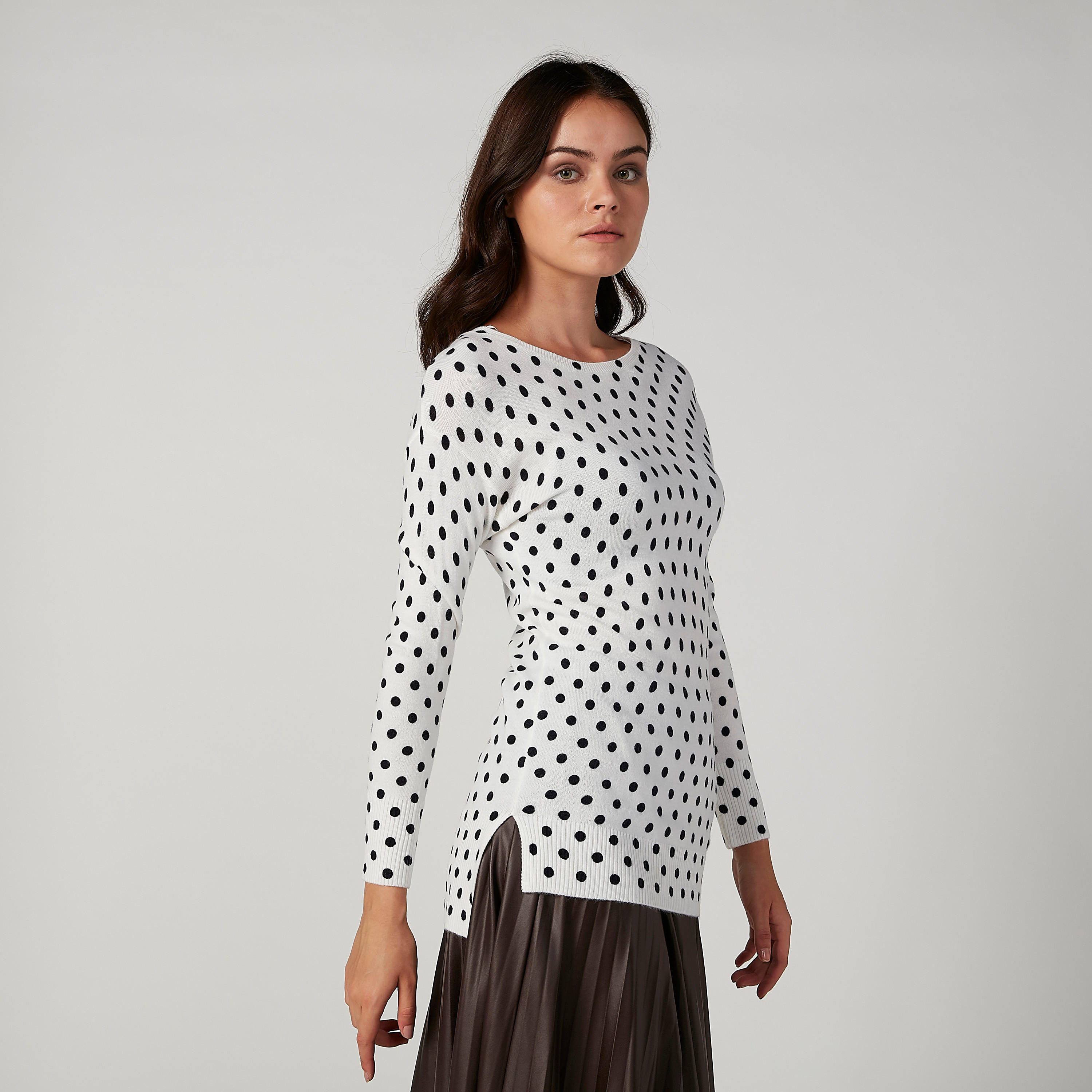 Polka Dot Printed Sweater with Round Neck and Long Sleeves-women-clothing-cardigansandjumpers-jumpers-image-4