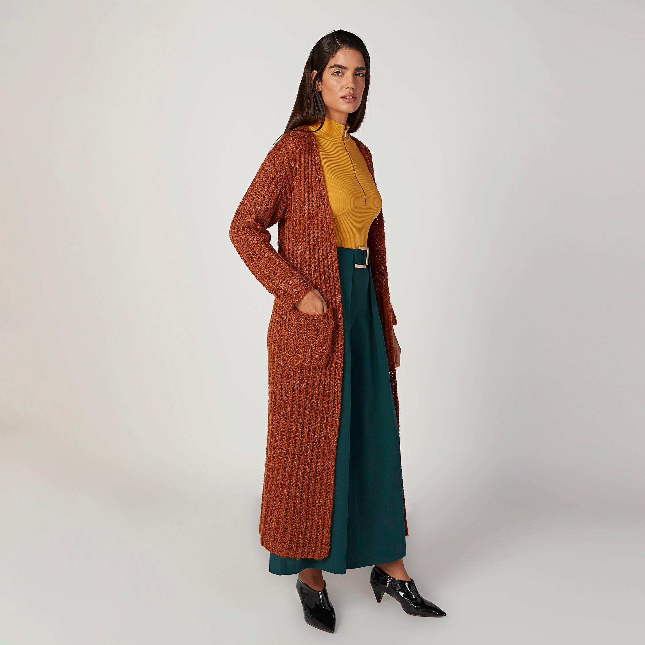 كارديجان طويل بارز الملمس بأكمام طويلة وجيوب-women-winterwear-cardigansandjumpers-cardigans-image-4