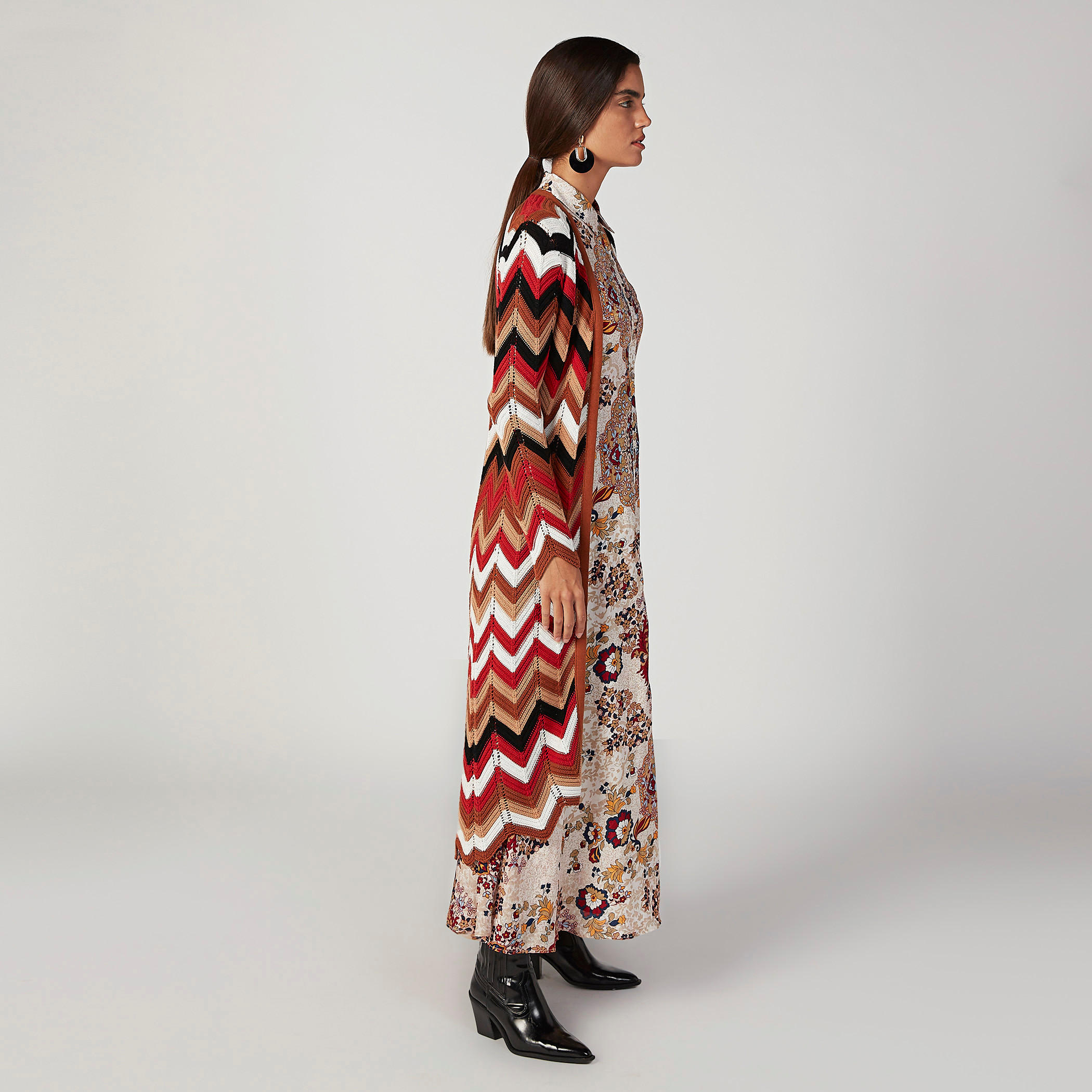 كارديجان طويل بارز الملمس بأكمام طويلة-women-winterwear-cardigansandjumpers-cardigans-image-1