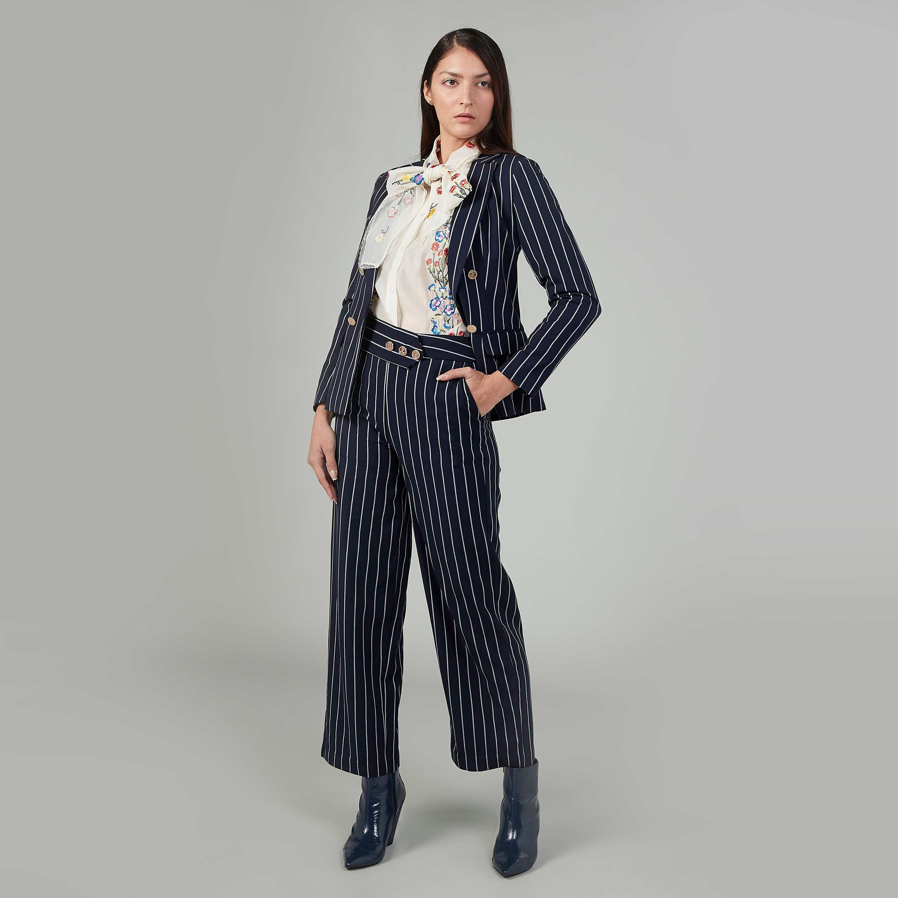 جاكيت سليم مقلم بياقة مطوية وأكمام طويلة-women-clothing-coatsandjackets-blazers-image-2