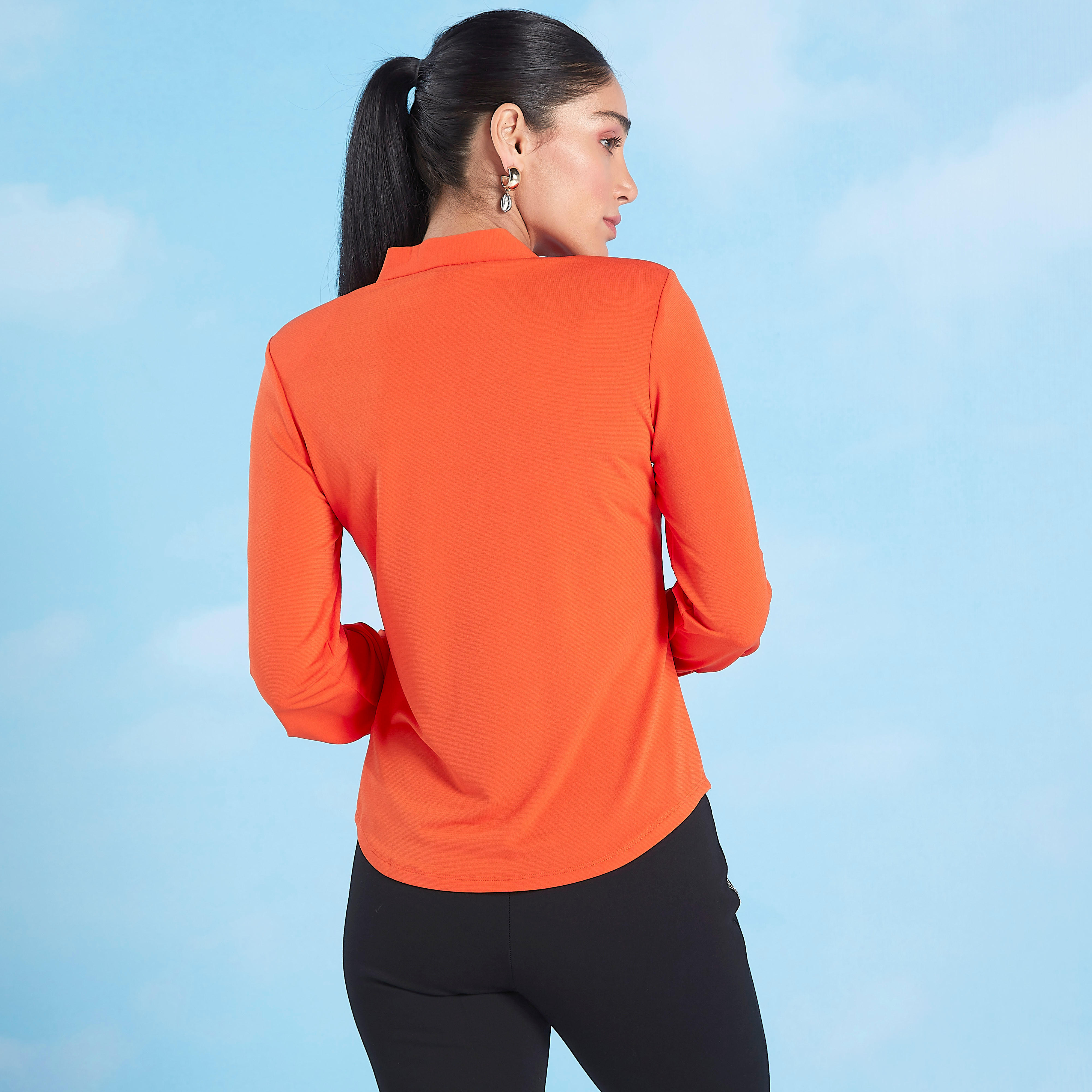 بلوزة سادة بأكمام طويلة وياقة برباط-women-clothing-tshirts-image-1