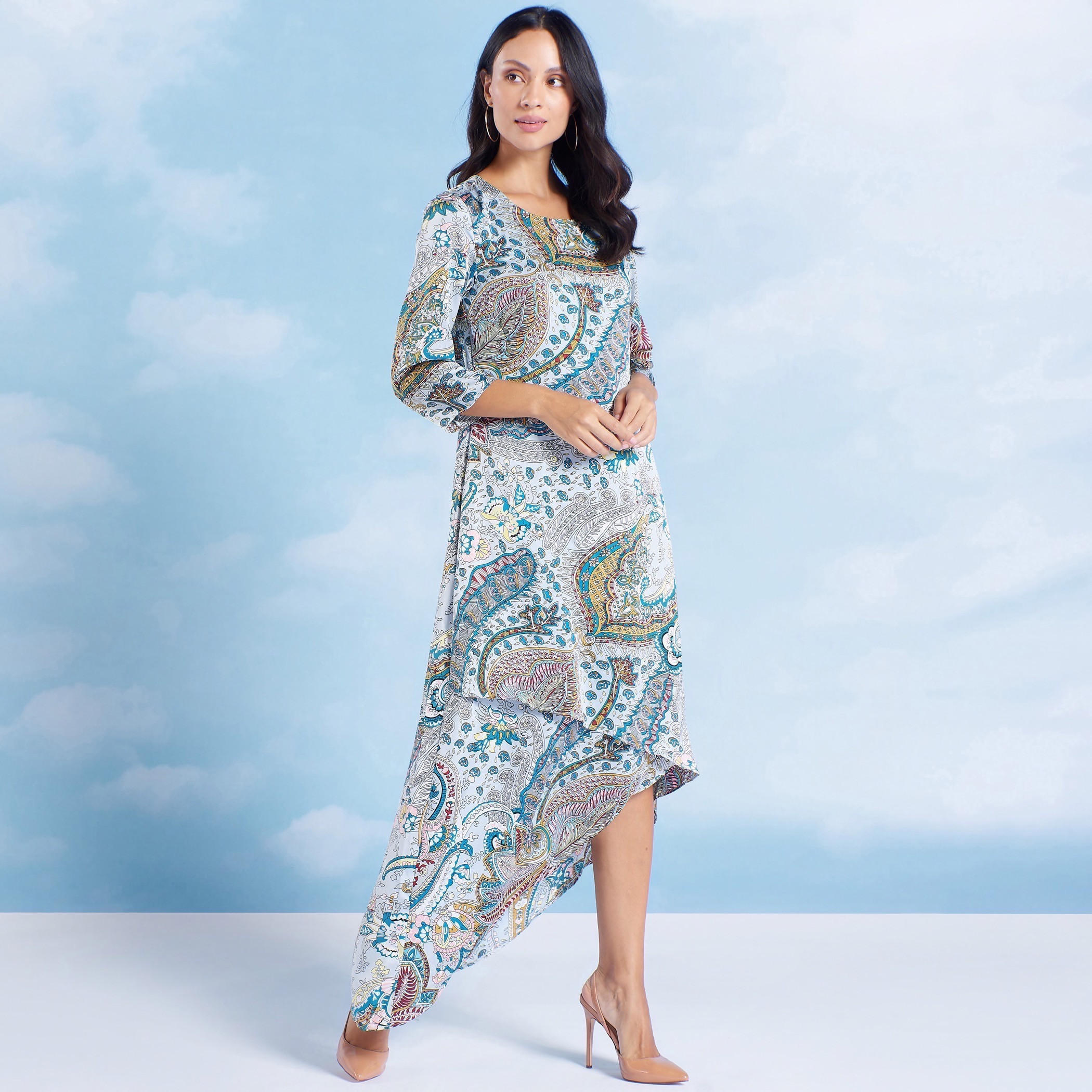 فستان طويل بحوّاف غير مستوية وطبعات بيزلي-women-clothing-dresses-image-1