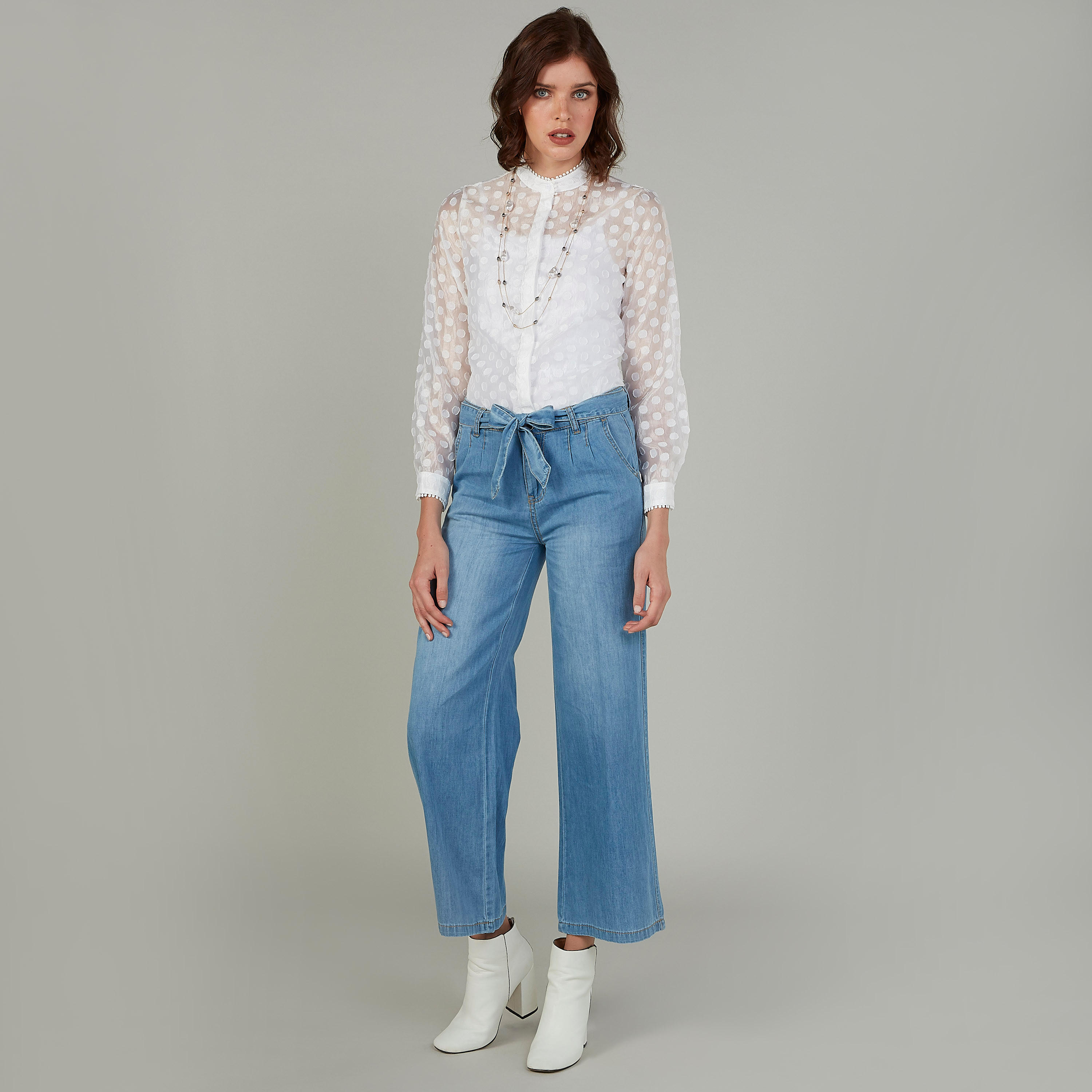 بنطلون دنيم بالازو بارز الملمس متوسط الارتفاع بقصة سليم مع أربطة-women-clothing-bottoms-trousers-image-2