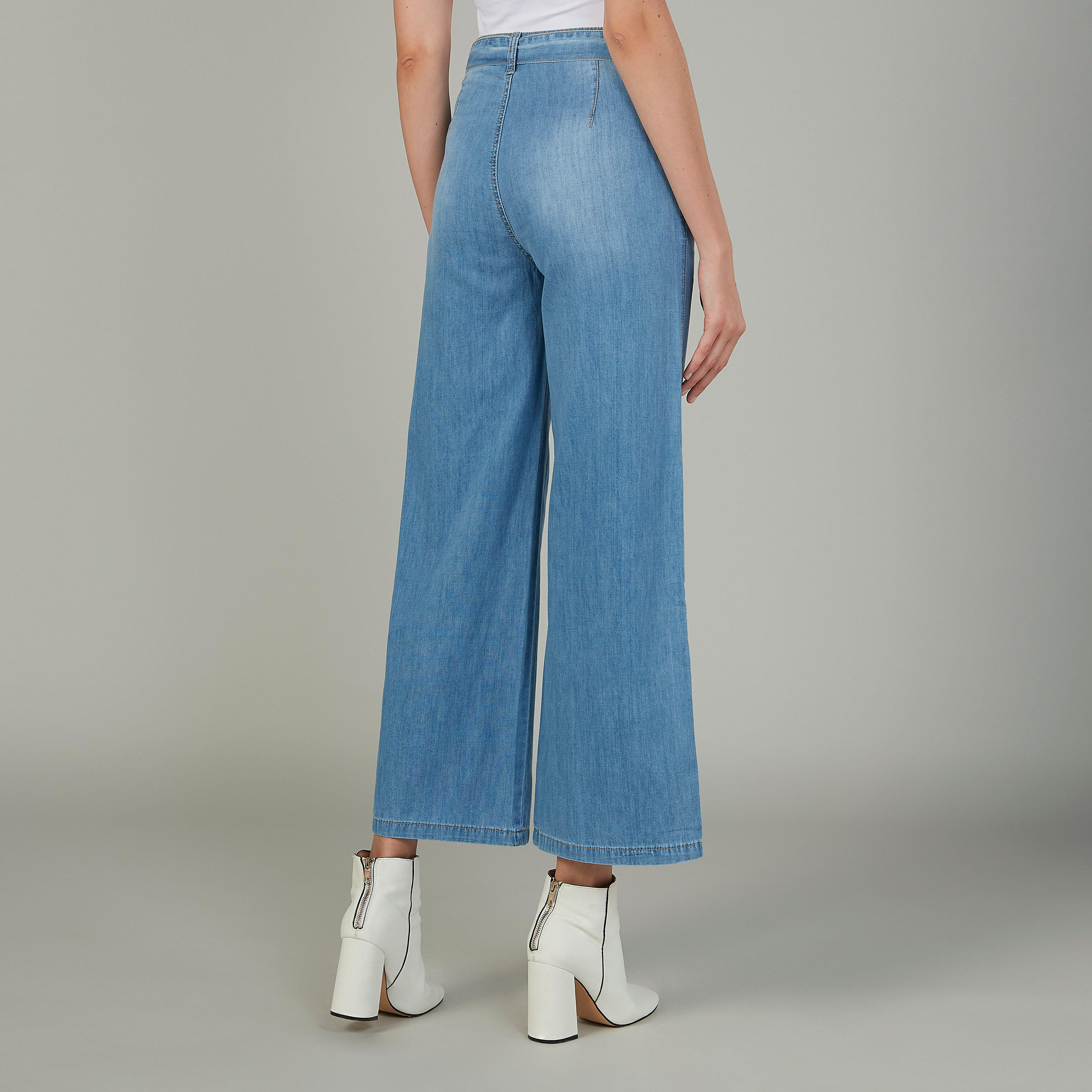 بنطلون دنيم بالازو بارز الملمس متوسط الارتفاع بقصة سليم مع أربطة-women-clothing-bottoms-trousers-image-4