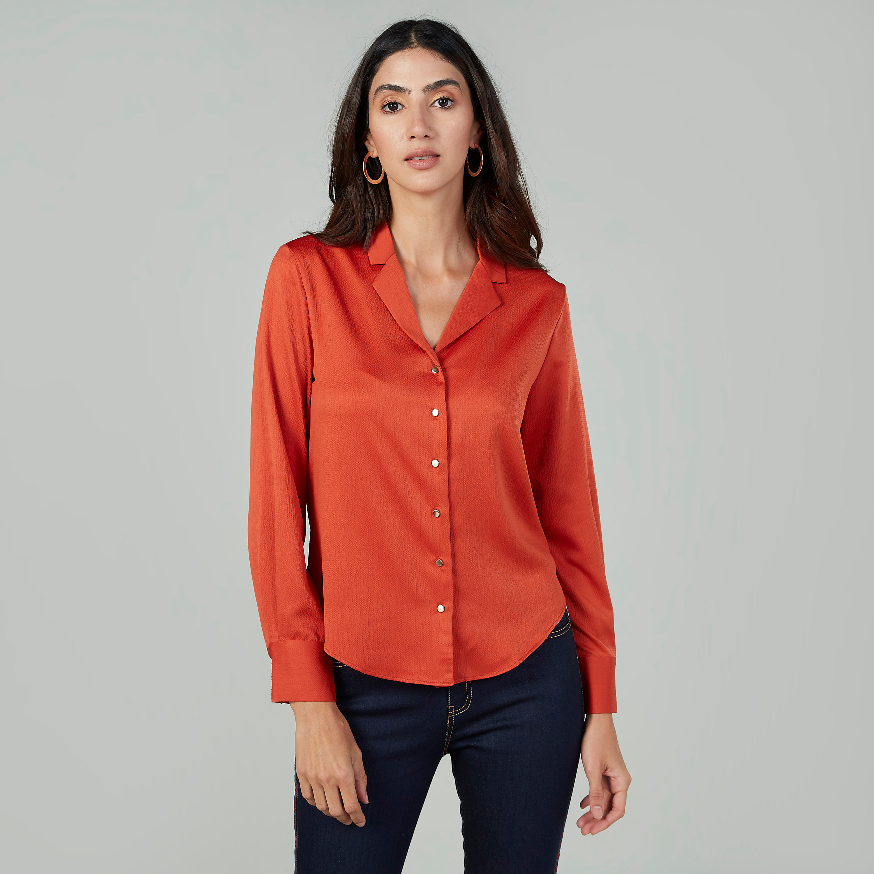 قميص سادة بياقة عاديّة وأكمام طويلة-women-clothing-shirtsandblouses-shirts-image-1