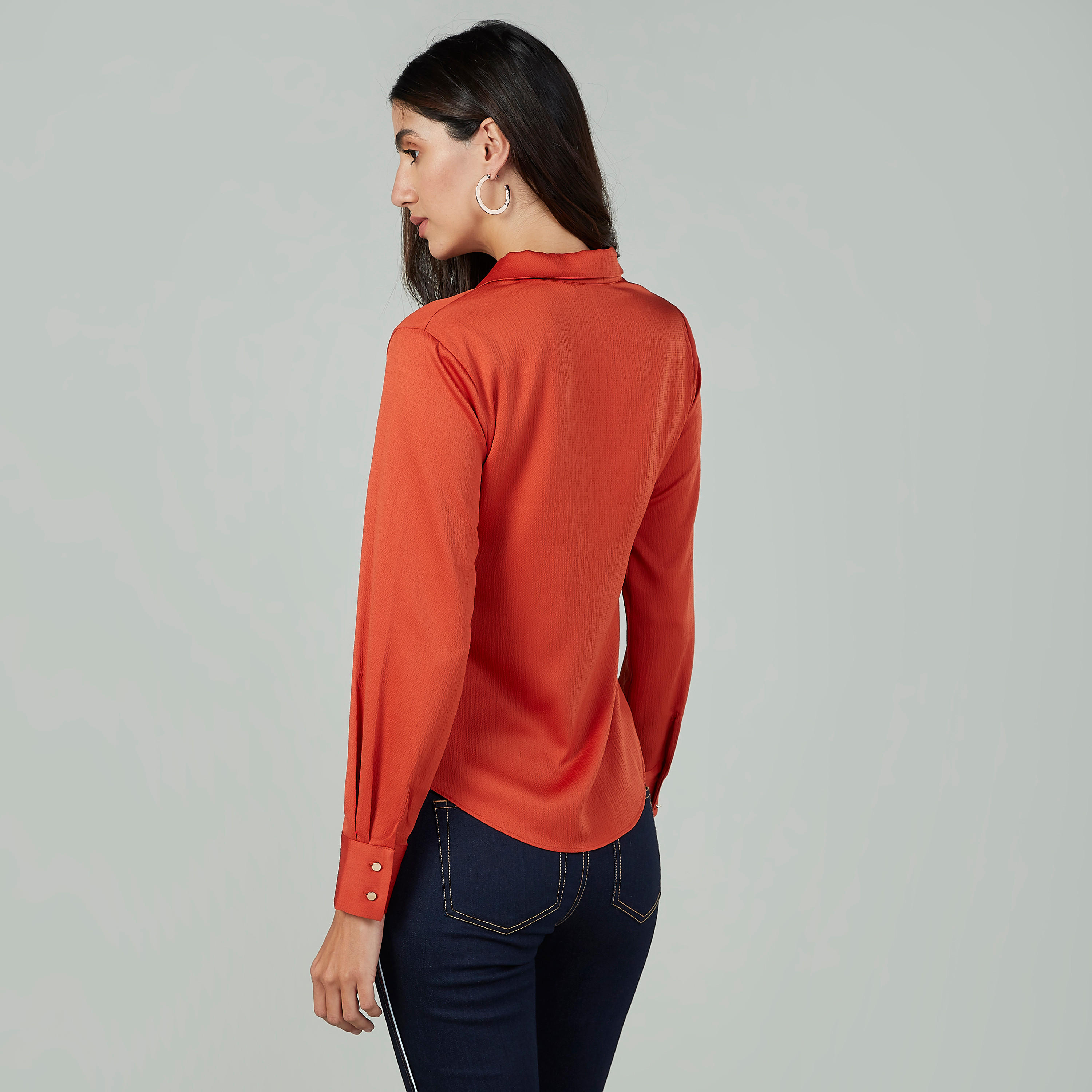 قميص سادة بياقة عاديّة وأكمام طويلة-women-clothing-shirtsandblouses-shirts-image-4