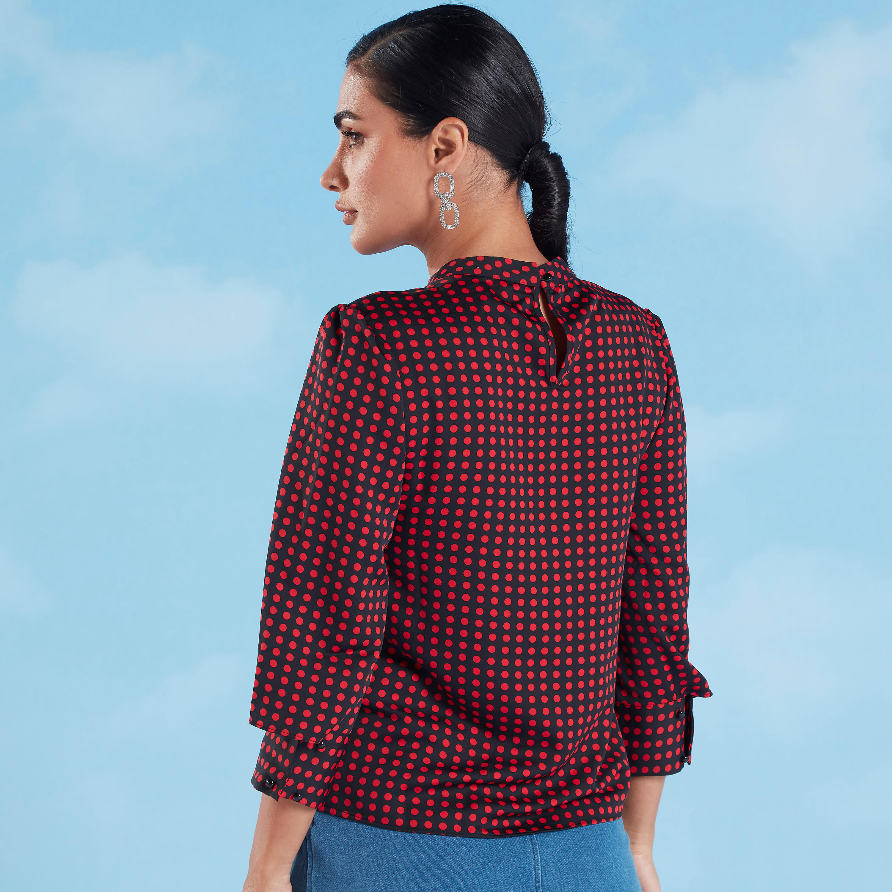 بلوزة بطبعات منقطّة وأكمام طويلة-women-clothing-shirtsandblouses-blouses-image-4