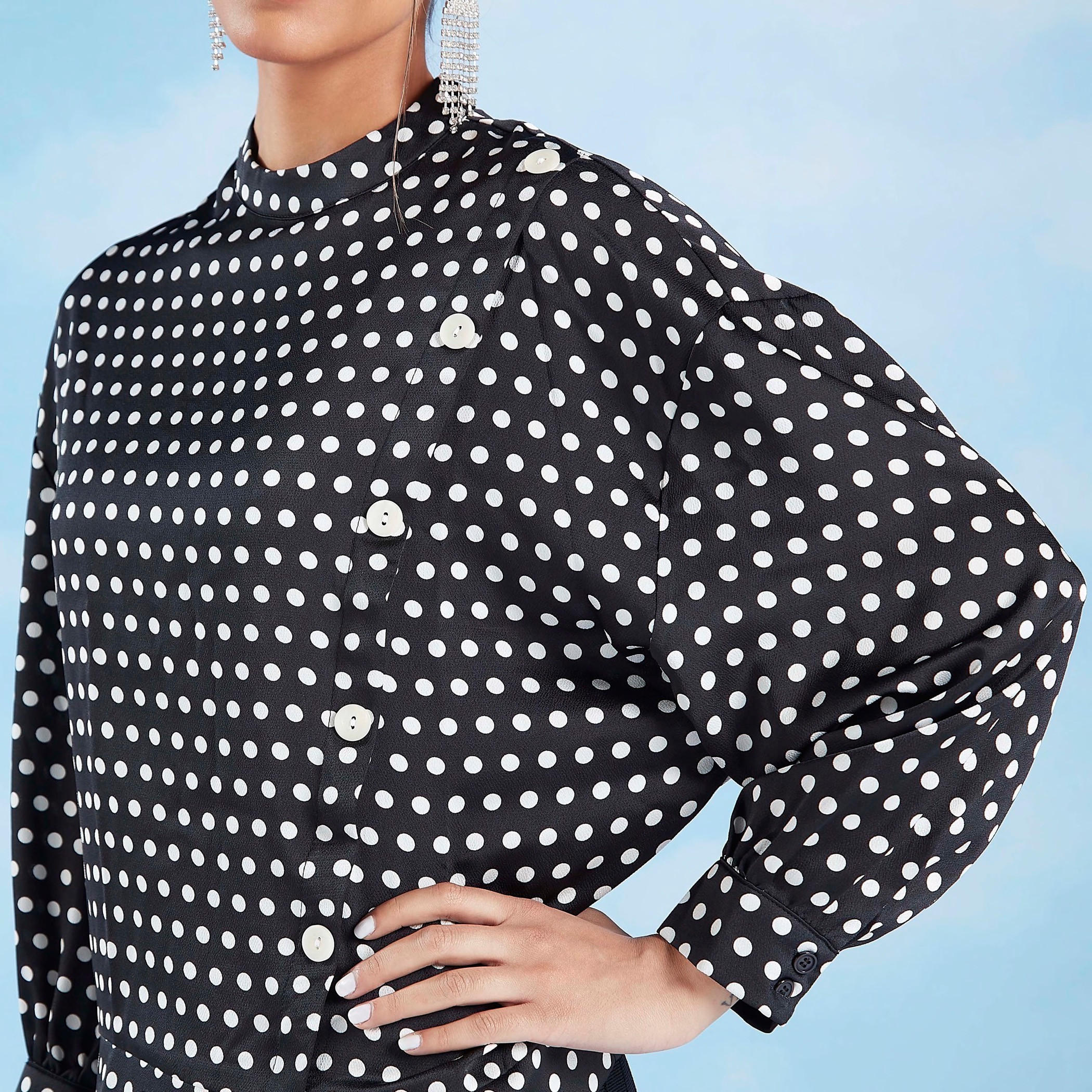 بلوزة بياقة ماندارين أكمام طويلة وطبعات منقّطة-women-clothing-shirtsandblouses-blouses-image-3